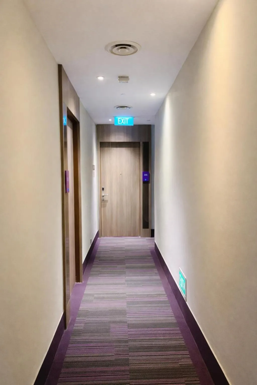 Property building in Amrise Hotel Kitchener