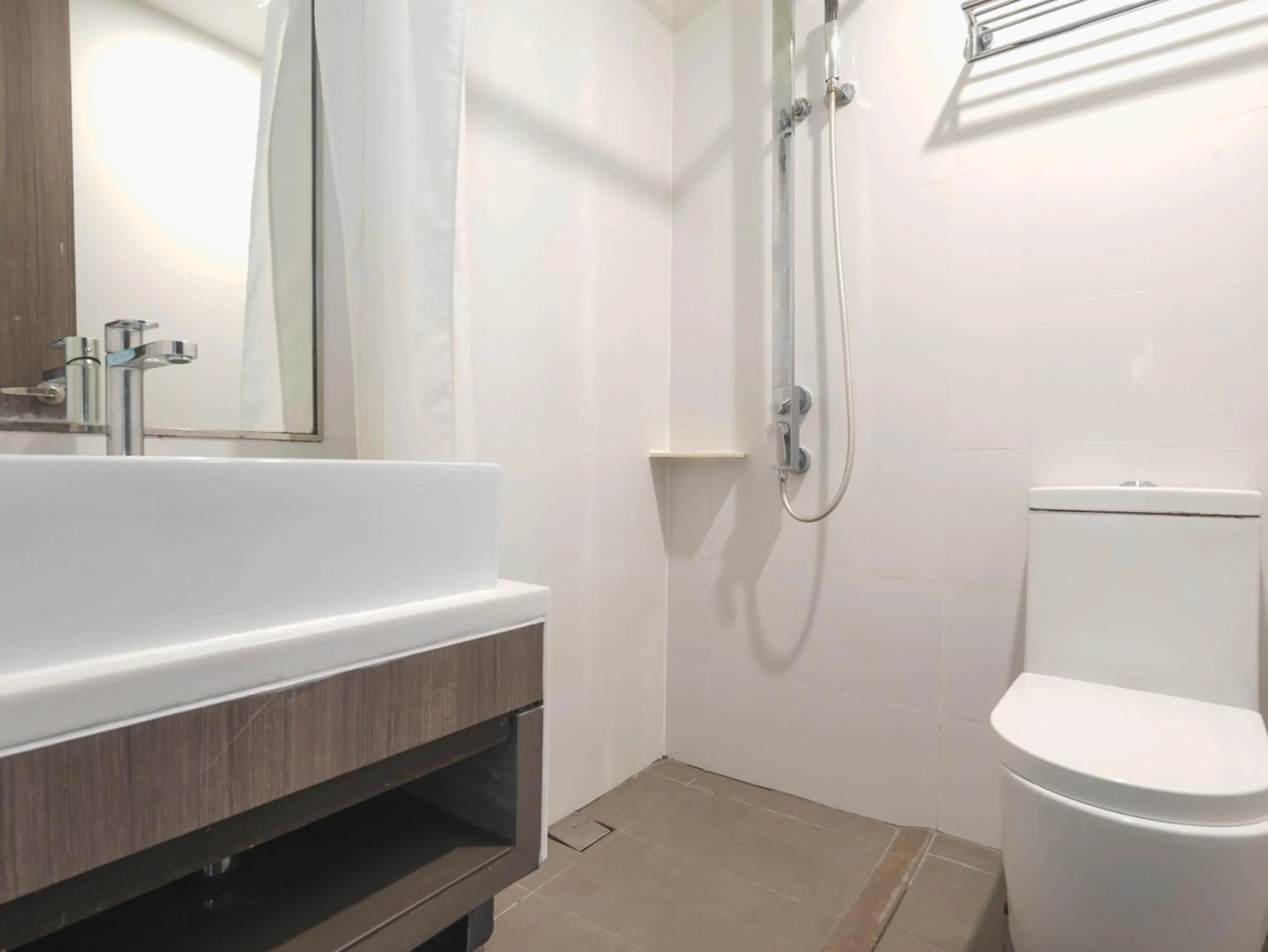 Amrise Hotel Kitchener