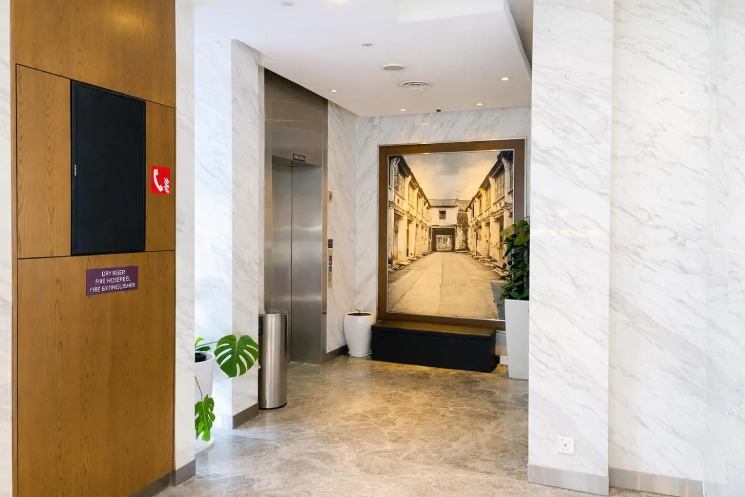 elevator in Amrise Hotel Kitchener