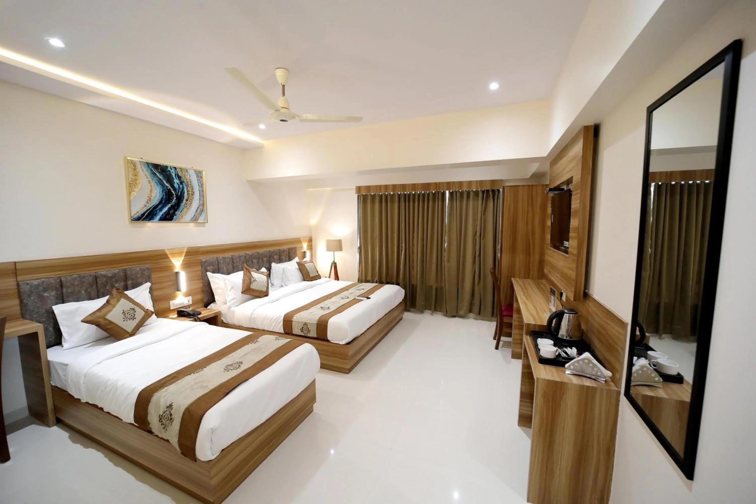 Bedroom, Bed in HOTEL ALFA EXECUTIVE