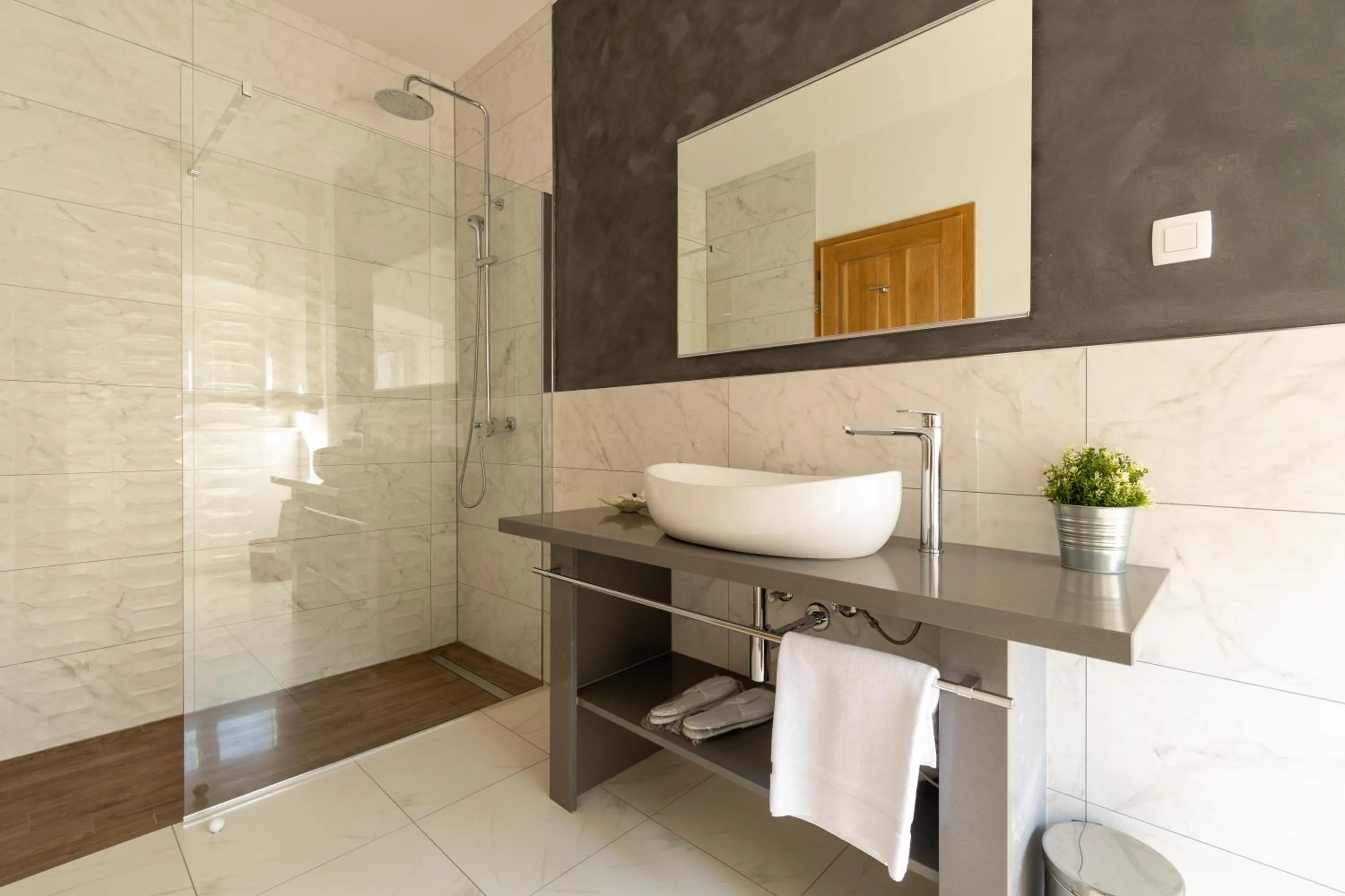 Bathroom in B&B Heritage Villa Apolon