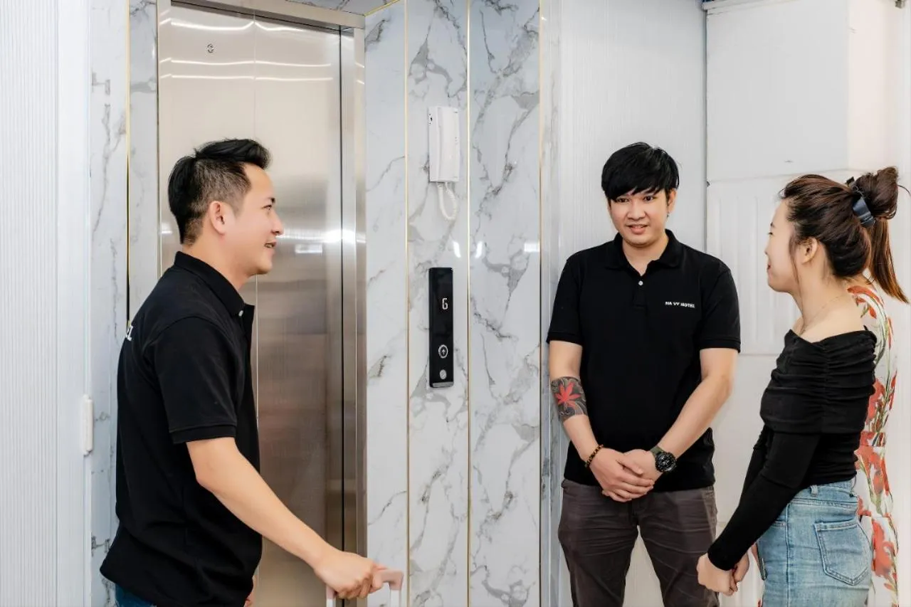elevator in Ha Vy Hotel