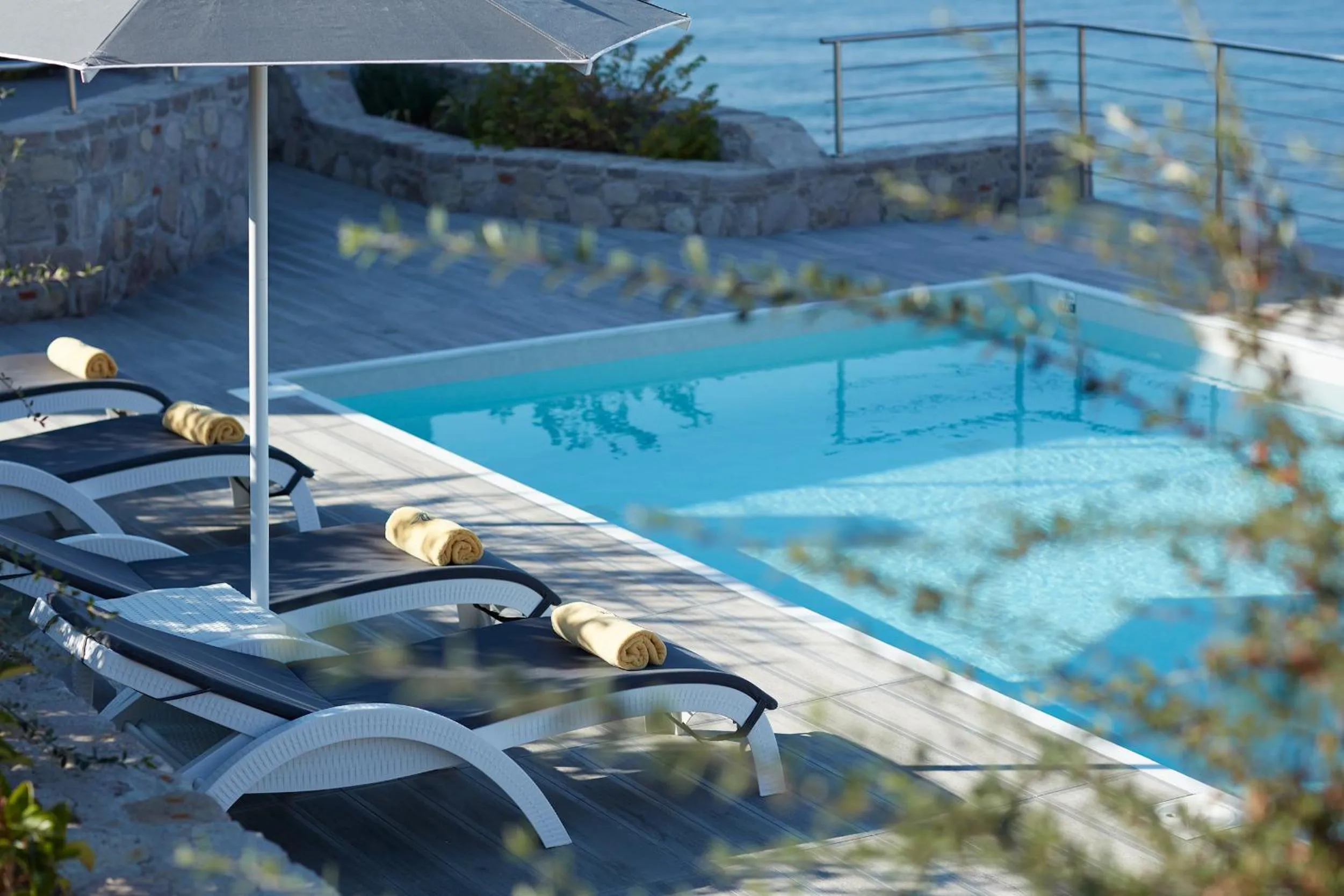 Day in Eleia Seafront Rooms & Villas