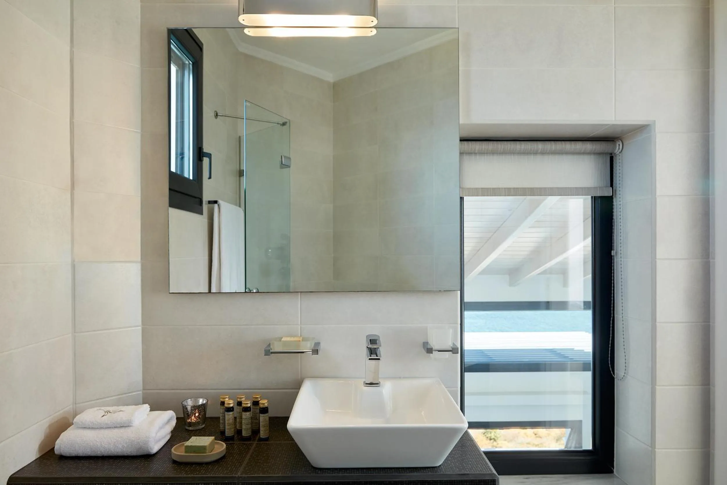 Toilet in Eleia Seafront Rooms & Villas