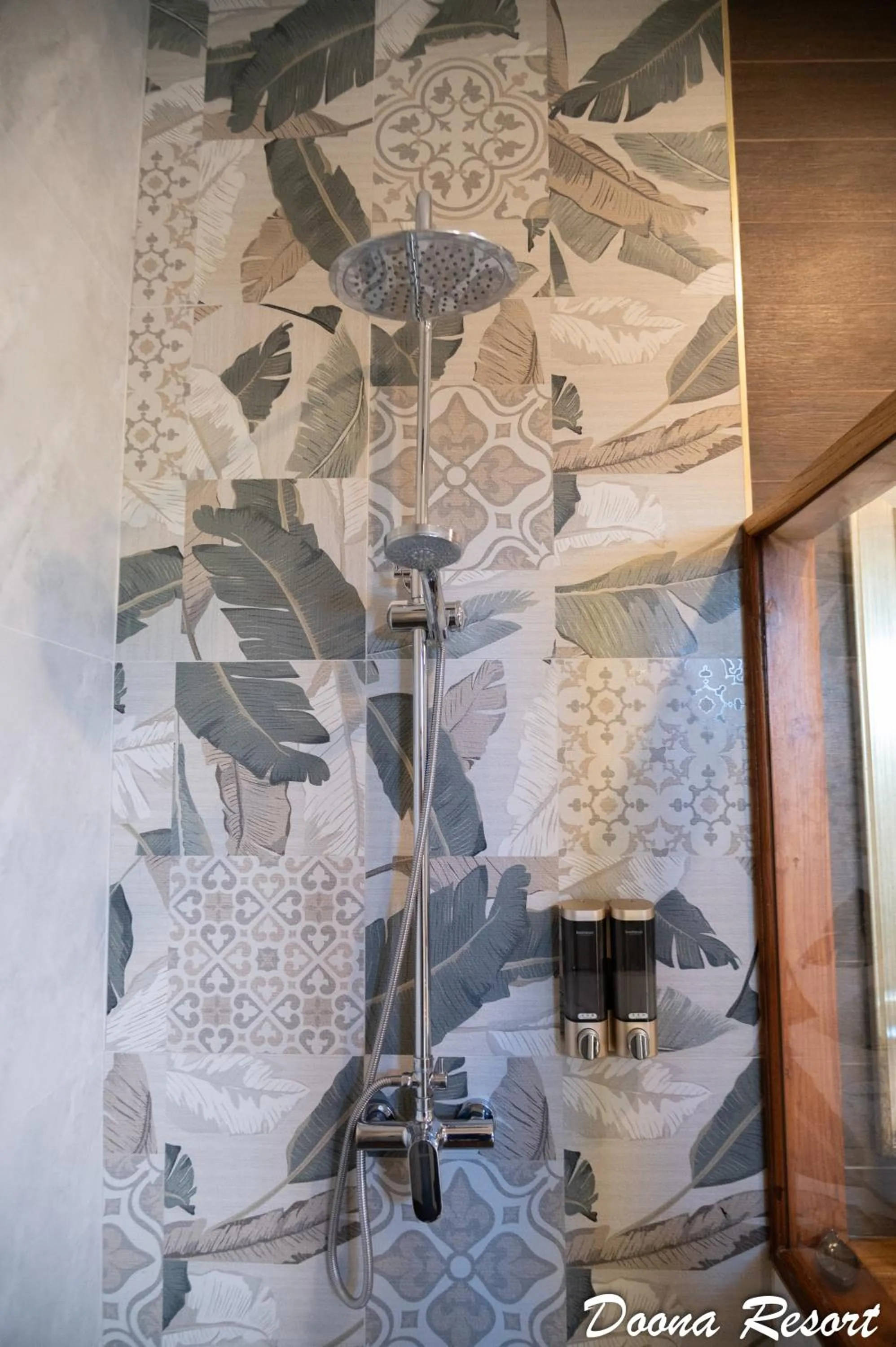 Shower in DooNa Resort แลภูดูนา