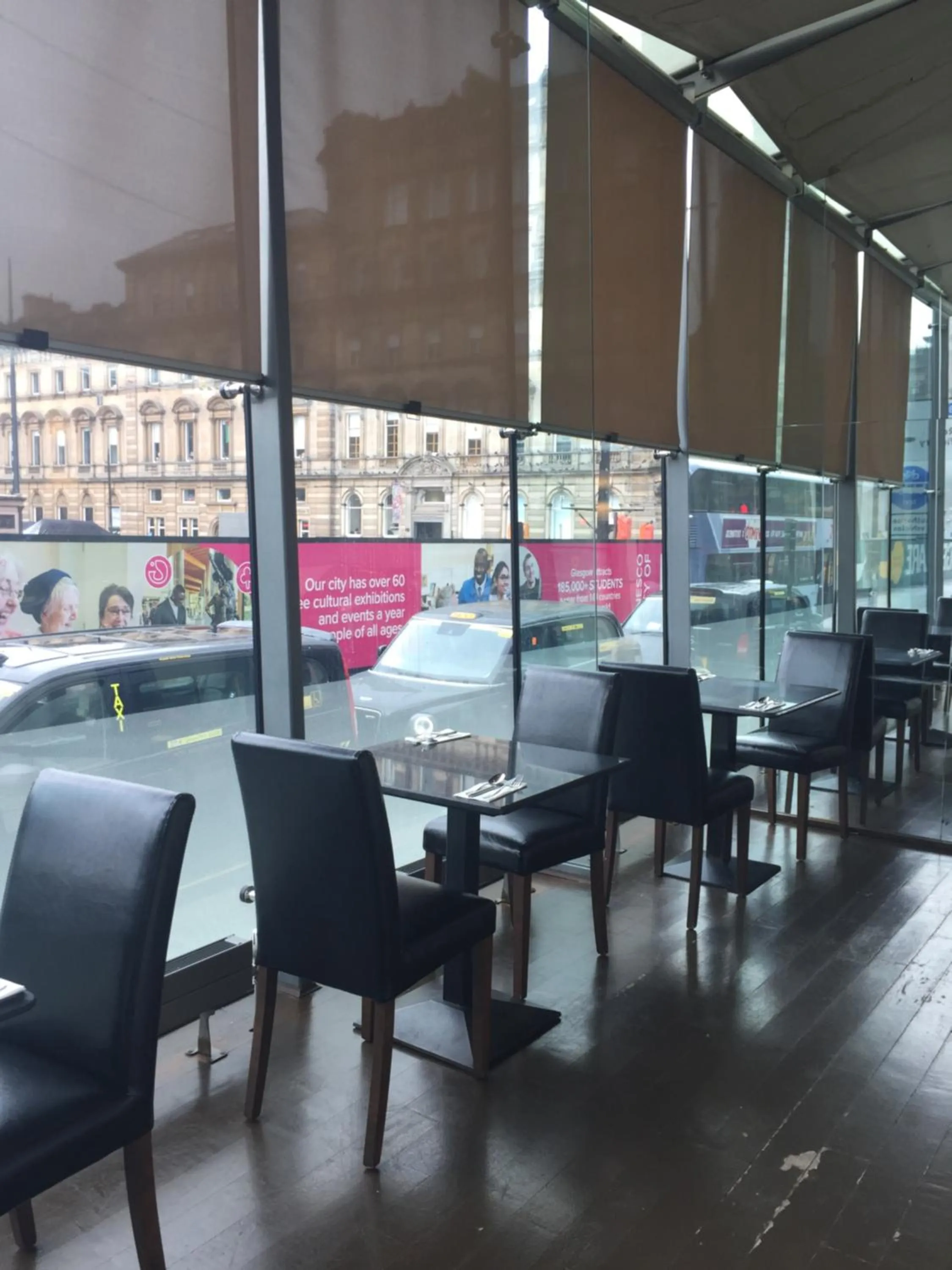 Seating area in Millennium Hotel Glasgow
