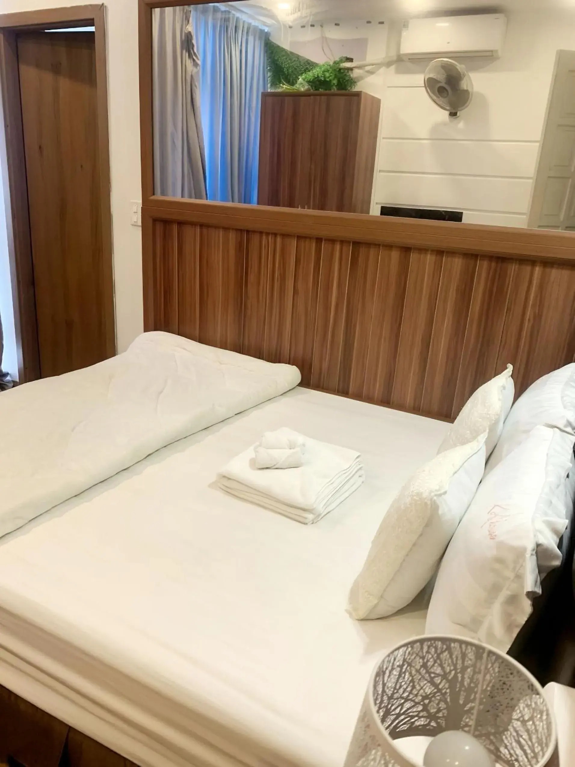 Photo of the whole room, Bed in GRAD Dai Thanh Motel Photo of the whole room, Bed in GRAD Dai Thanh Motel