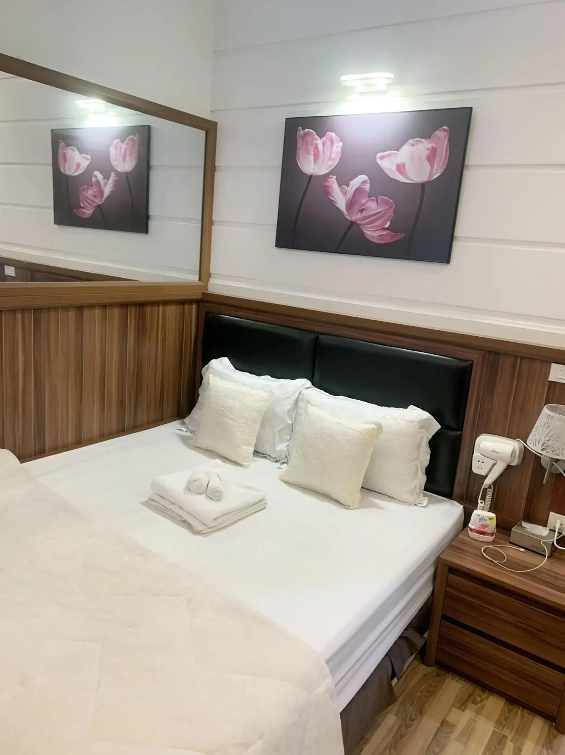 Bed in GRAD Dai Thanh Motel Bed in GRAD Dai Thanh Motel