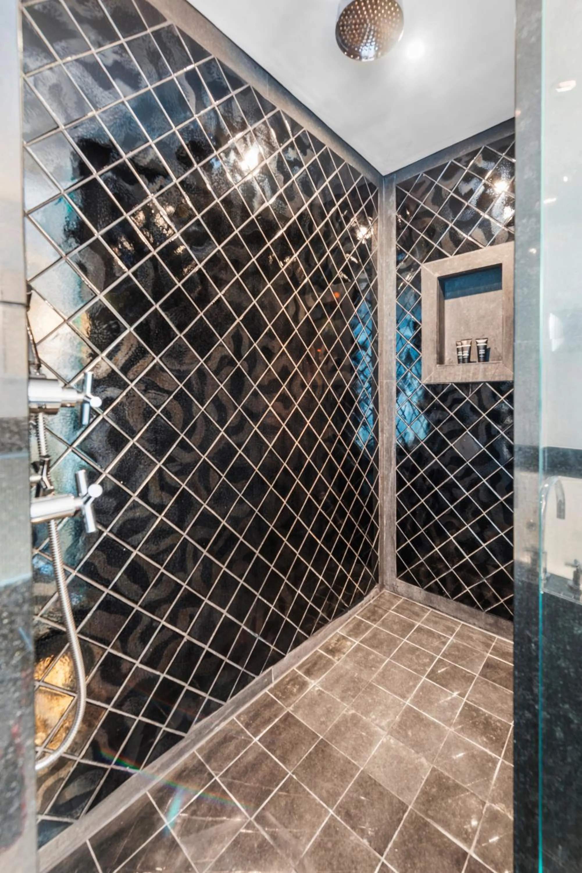 Shower in THE SETAI 5 STARS HOTEL-RESIDENCE MIAMI BEACH OCEANVIEW 2 Bedroom UNIQUE