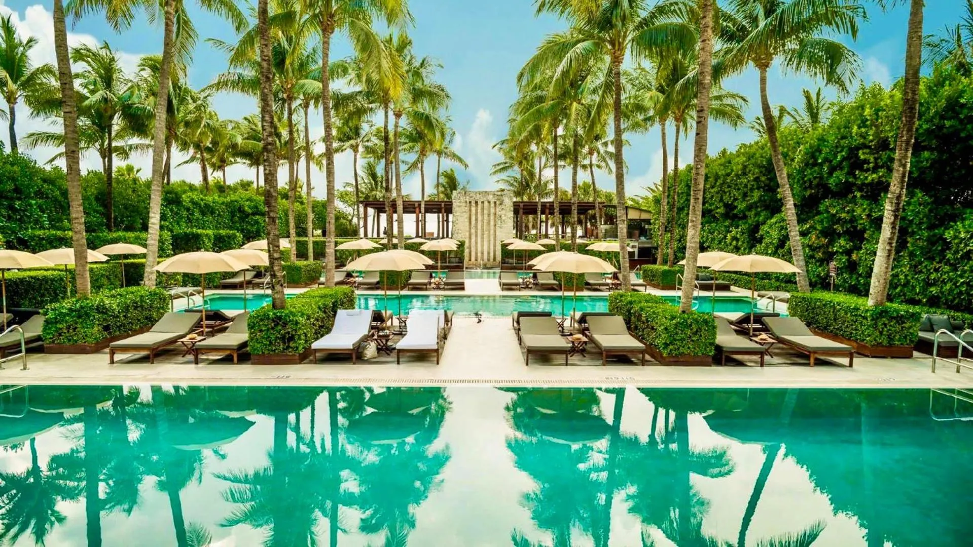 Property building in THE SETAI 5 STARS HOTEL-RESIDENCE MIAMI BEACH OCEANVIEW 2 Bedroom UNIQUE