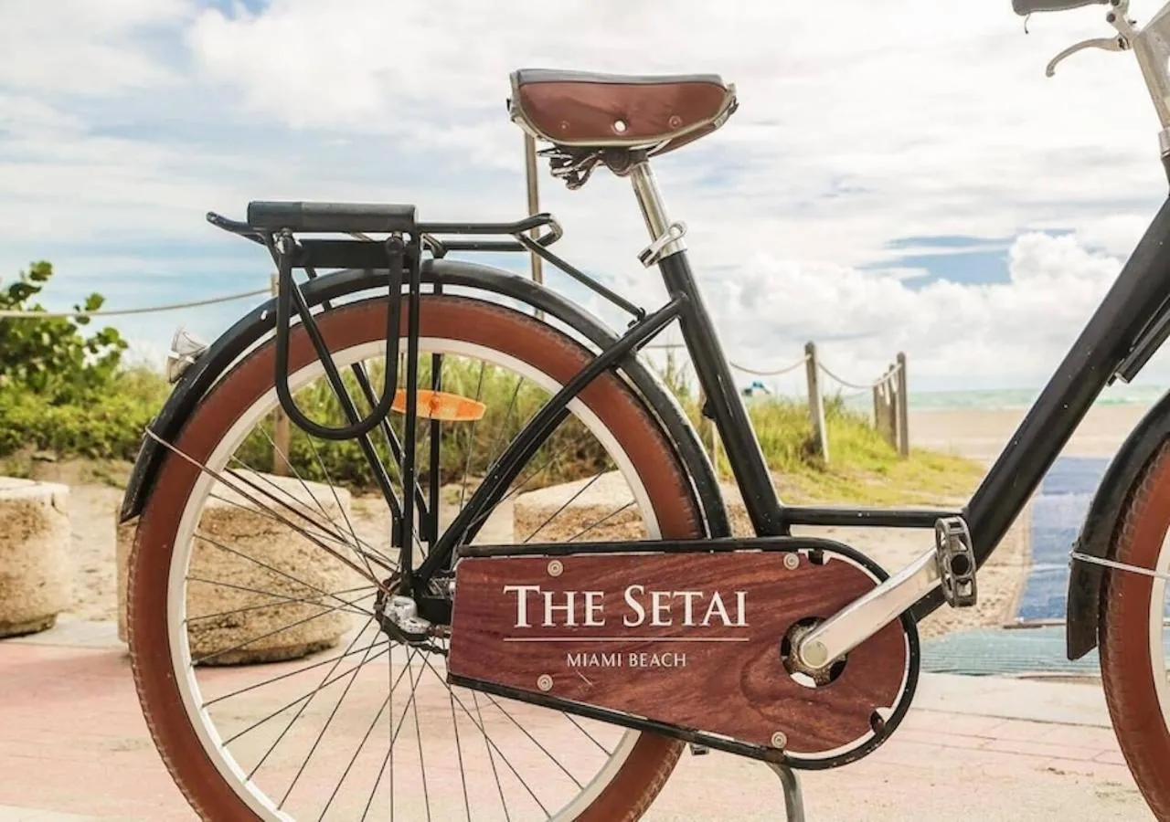 Cycling in THE SETAI 5 STARS HOTEL-RESIDENCE MIAMI BEACH OCEANVIEW 2 Bedroom UNIQUE