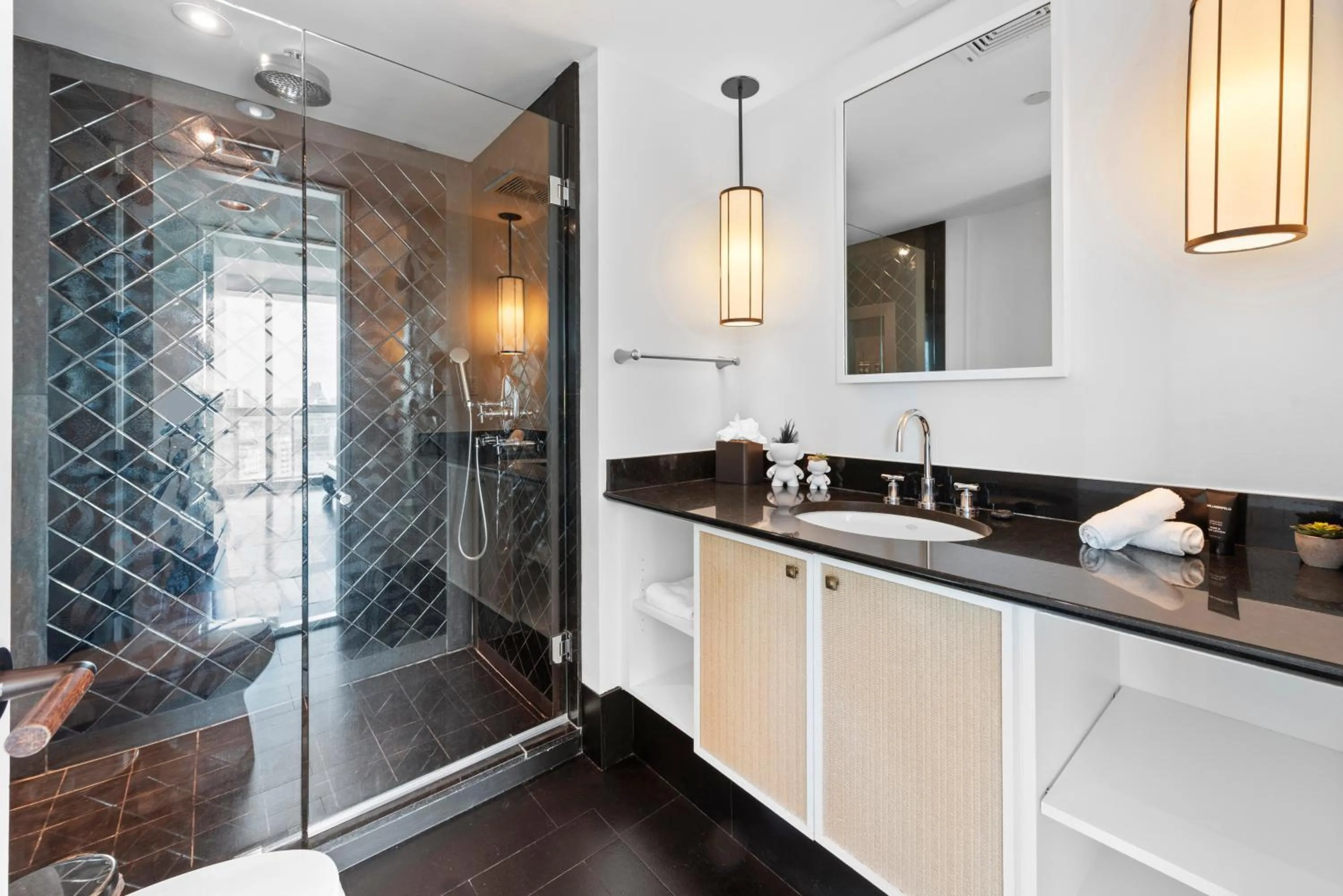 Bathroom in THE SETAI 5 STARS HOTEL-RESIDENCE MIAMI BEACH OCEANVIEW 2 Bedroom UNIQUE