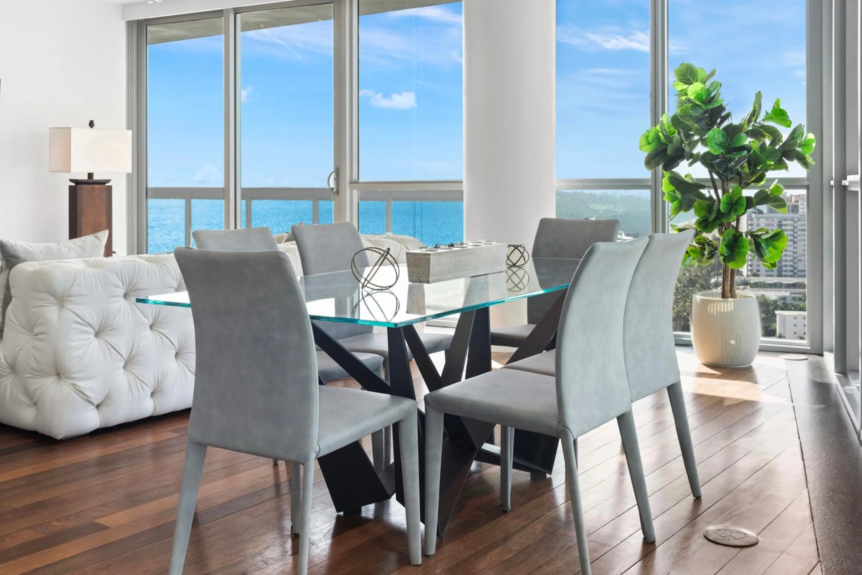 Living room in THE SETAI 5 STARS HOTEL-RESIDENCE MIAMI BEACH OCEANVIEW 2 Bedroom UNIQUE