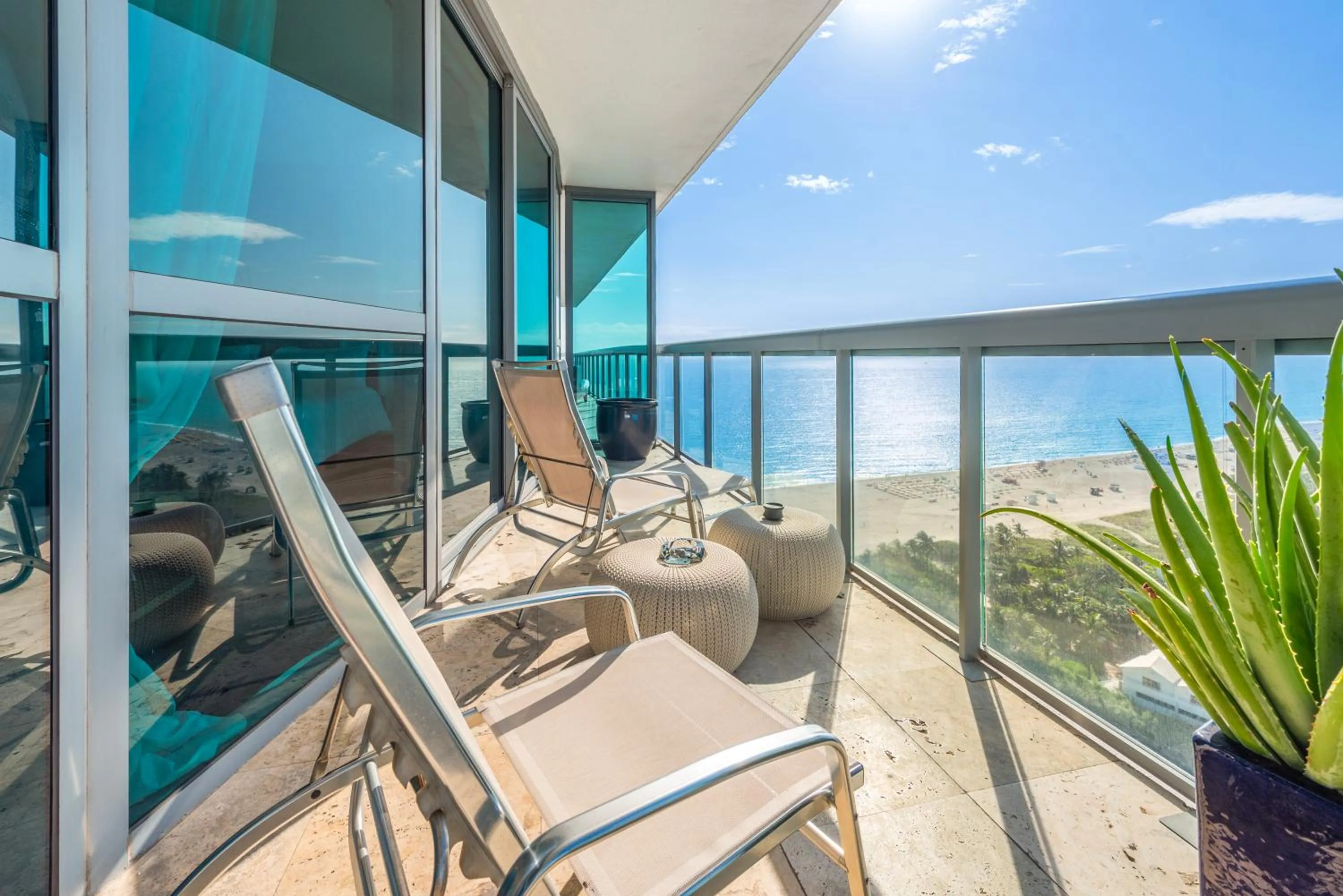 Patio in THE SETAI 5 STARS HOTEL-RESIDENCE MIAMI BEACH OCEANVIEW 2 Bedroom UNIQUE