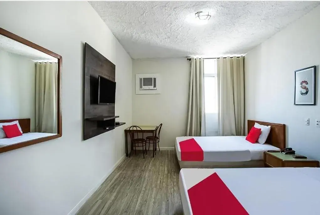 Twin Room in Hotel InterAmericana Twin Room in Hotel InterAmericana