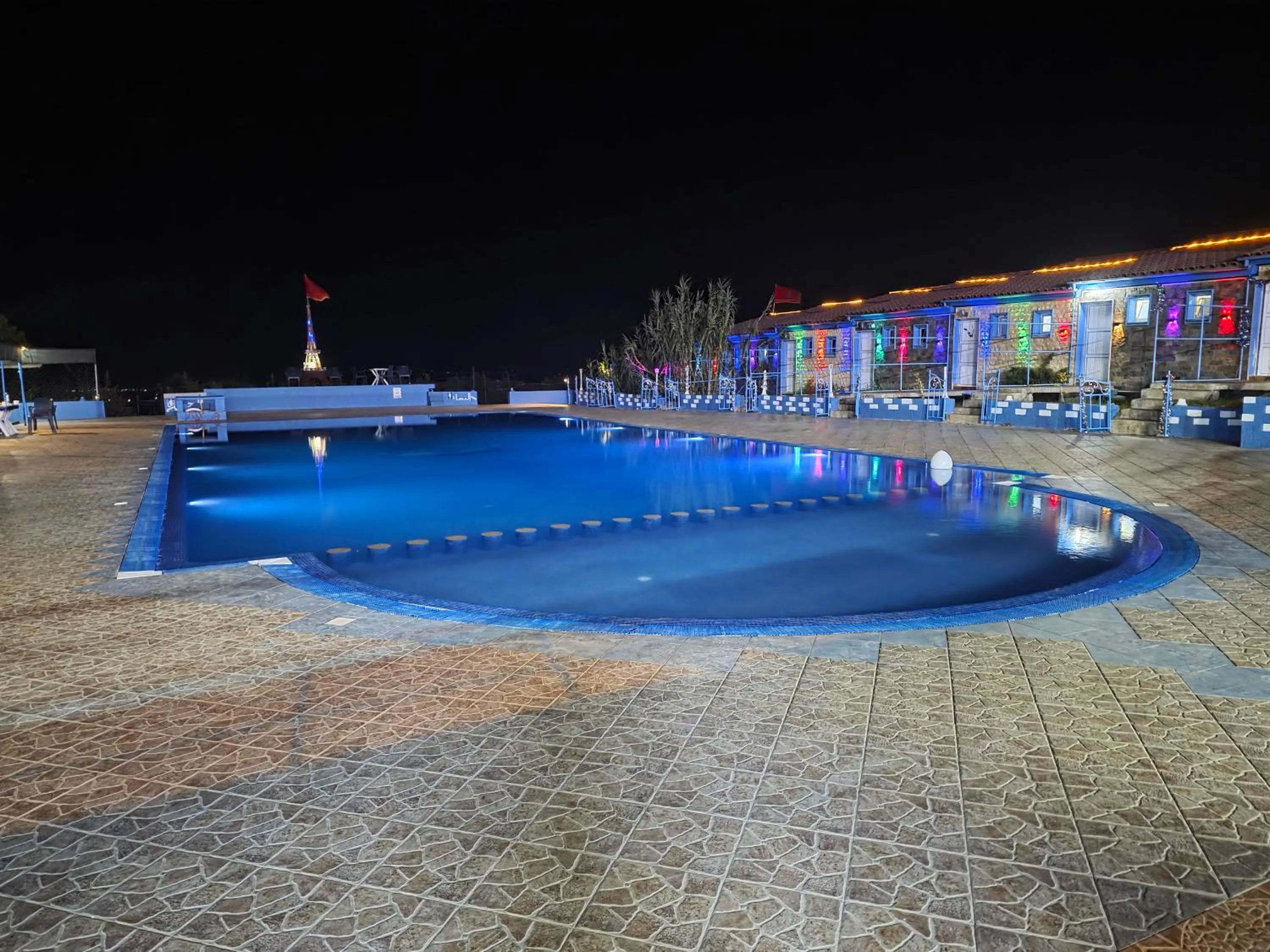 Night in Tahla Garden