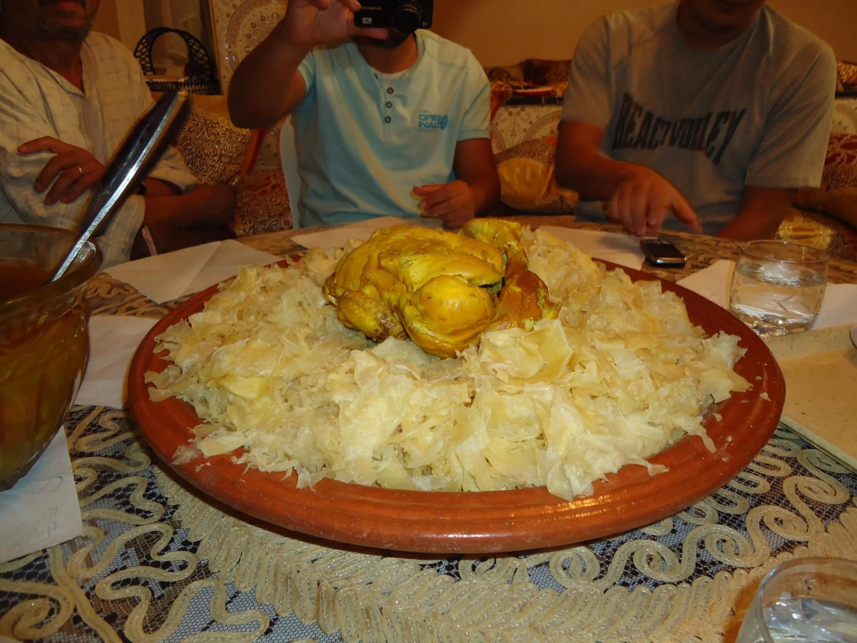 Restaurant/places to eat in Tahla Garden