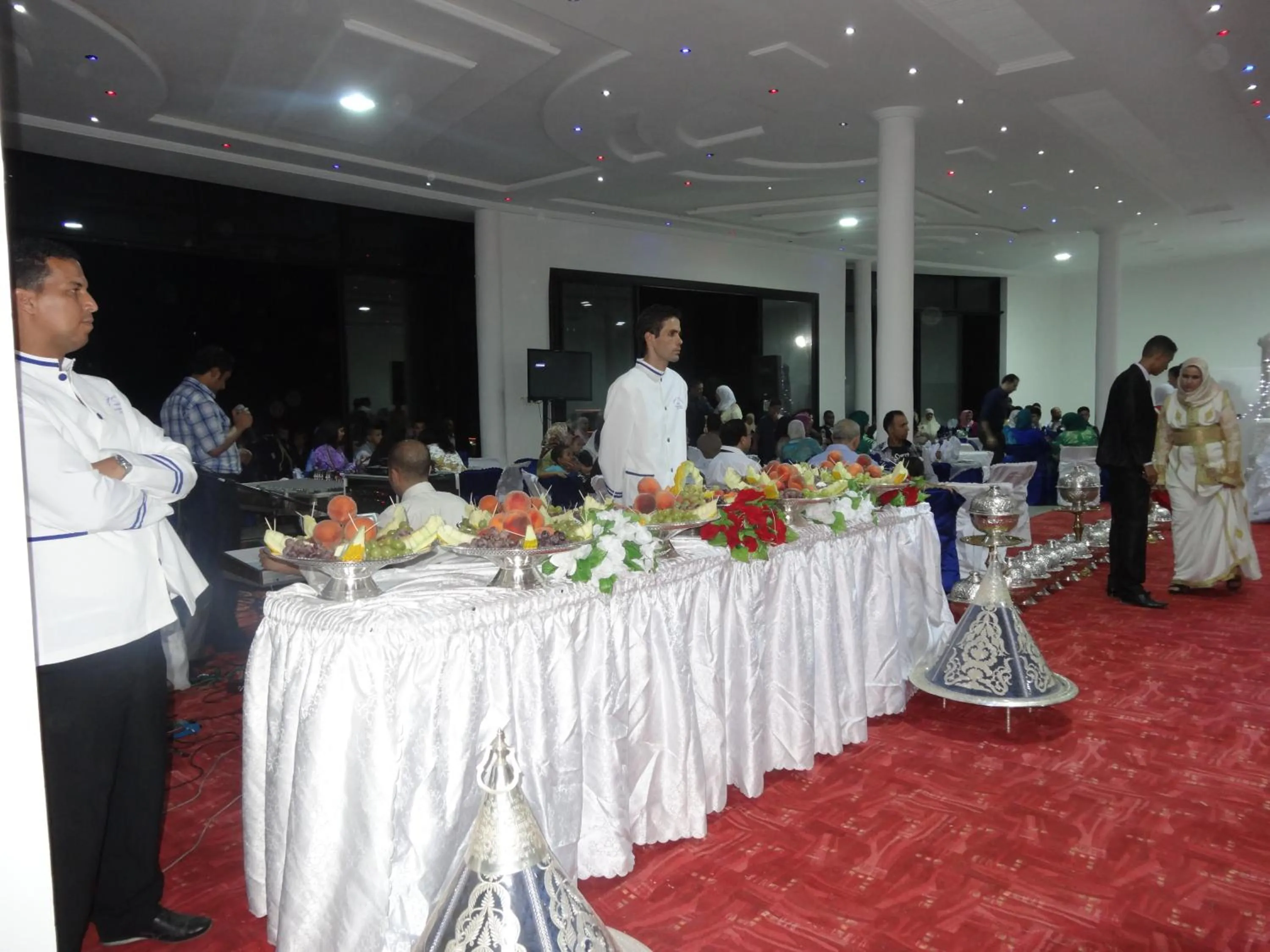 Restaurant/places to eat in Tahla Garden