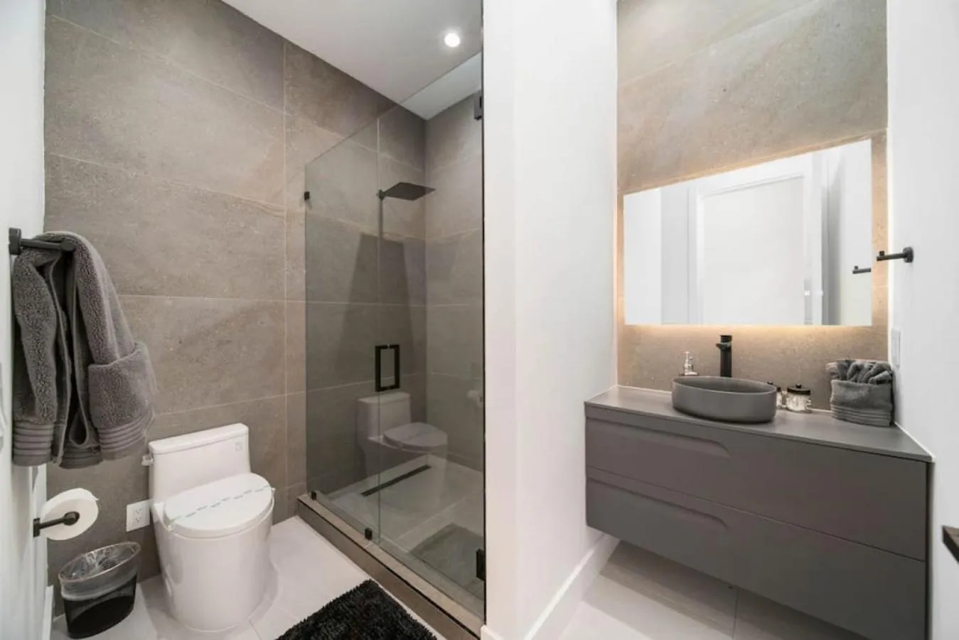 Bathroom in The Elements Home with 2 Pools