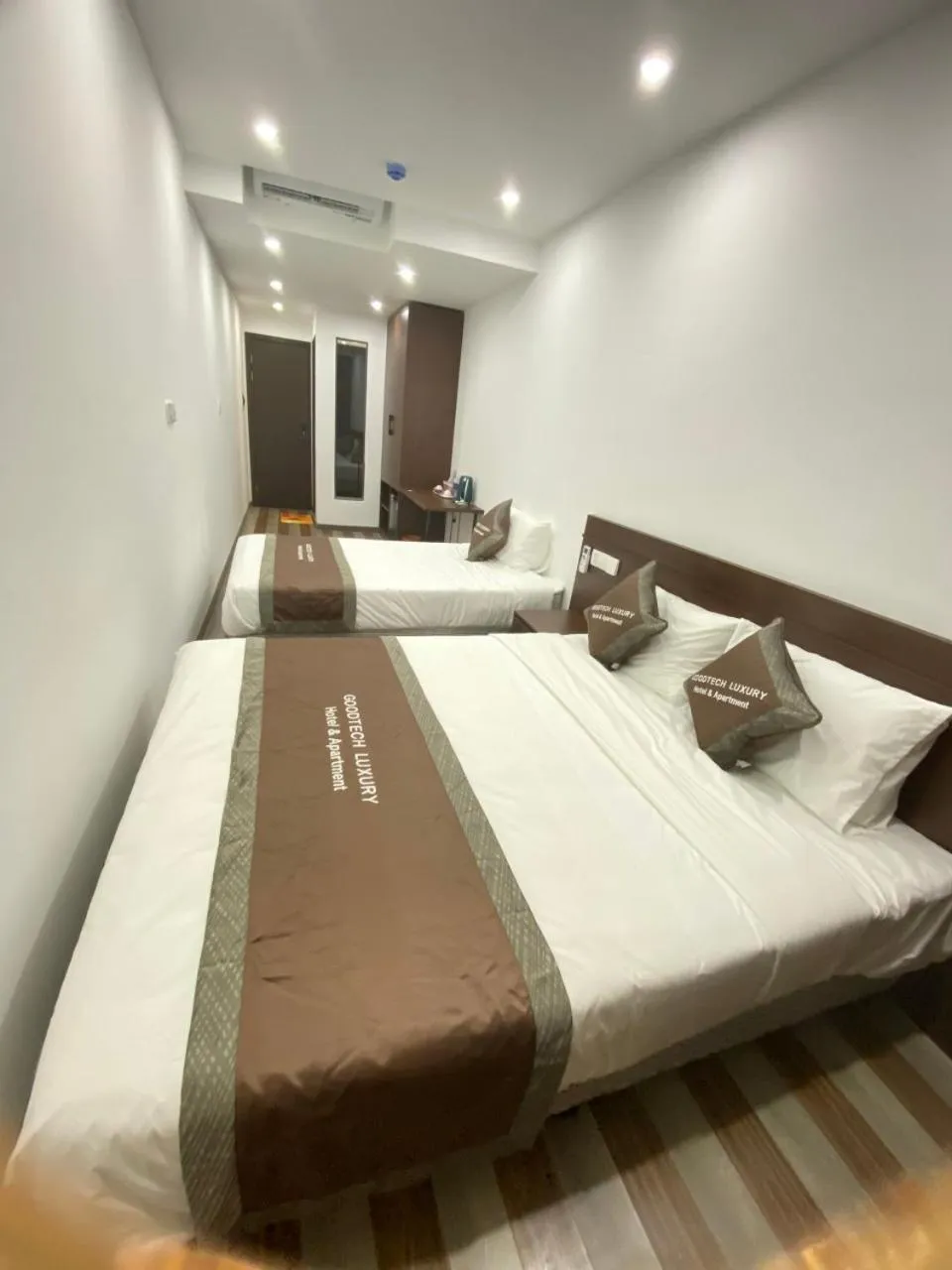 Bed in GOODTECH LUXURY Hotel & Apartment