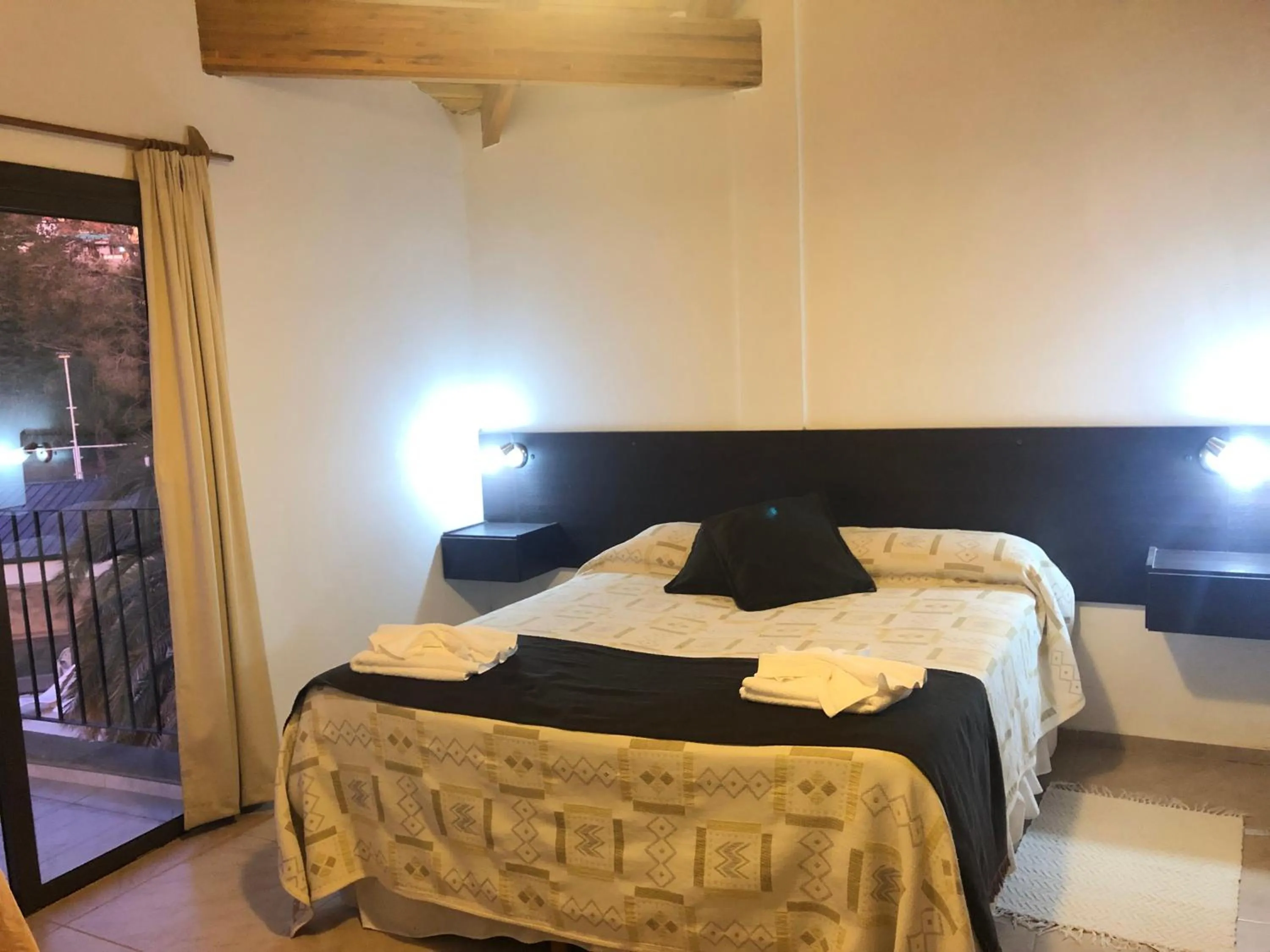 Photo of the whole room, Bed in Apart-Hotel Gibert's House