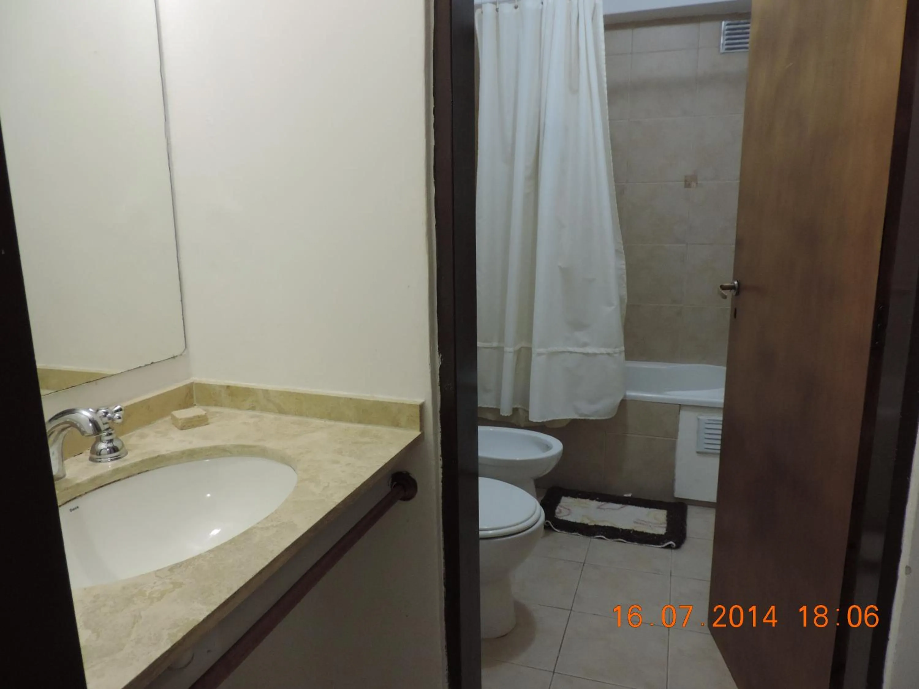 Bathroom in Apart-Hotel Gibert's House