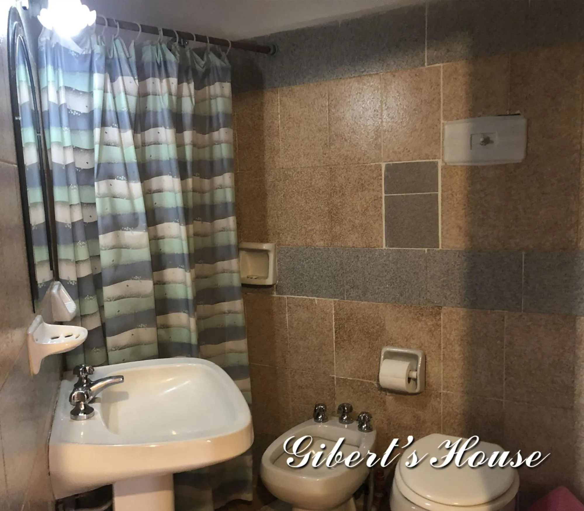 Bathroom in Apart-Hotel Gibert's House