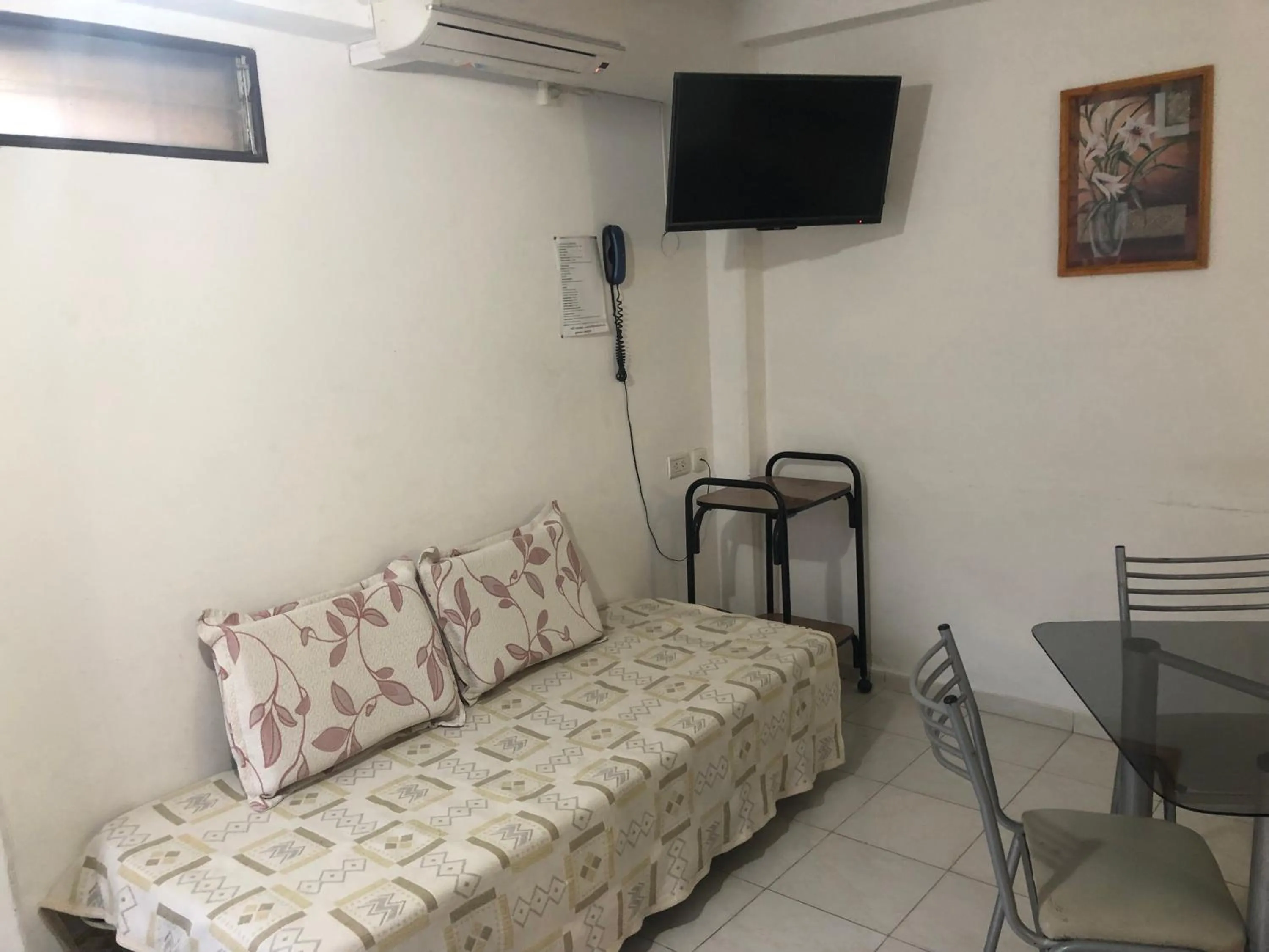 Living room, Bed in Apart-Hotel Gibert's House
