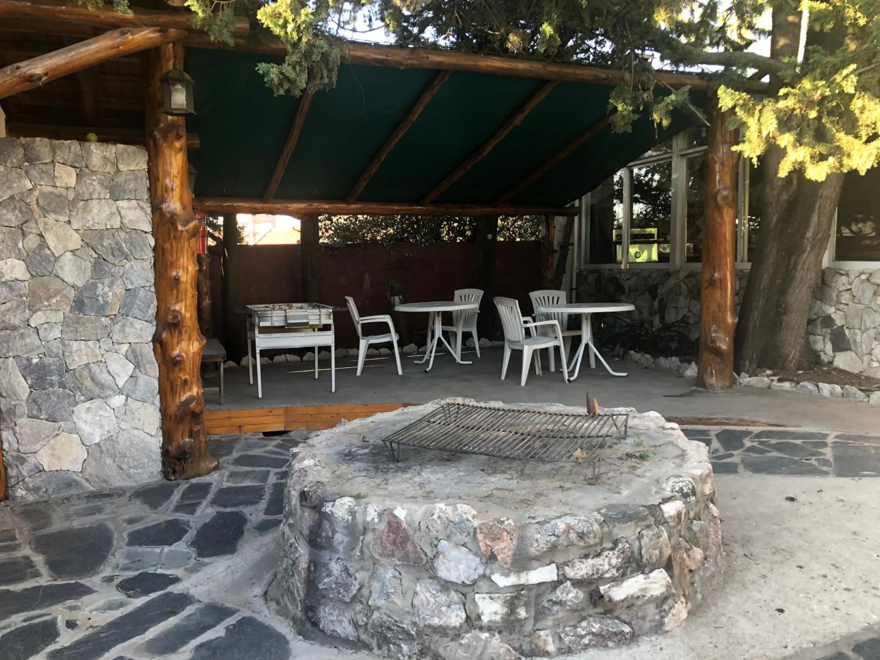 BBQ facilities in Apart-Hotel Gibert's House