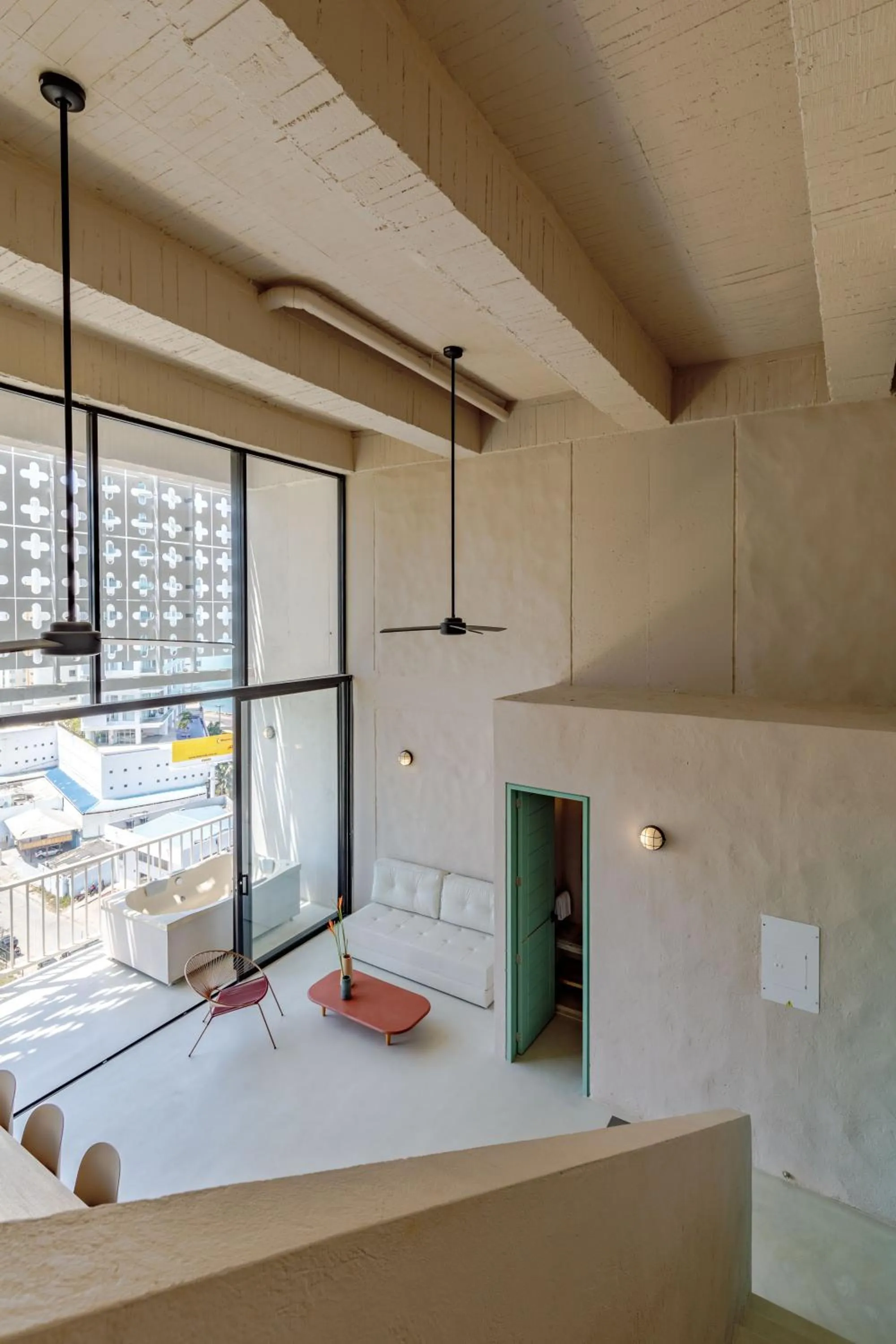 Photo of the whole room in Bondo Estudio