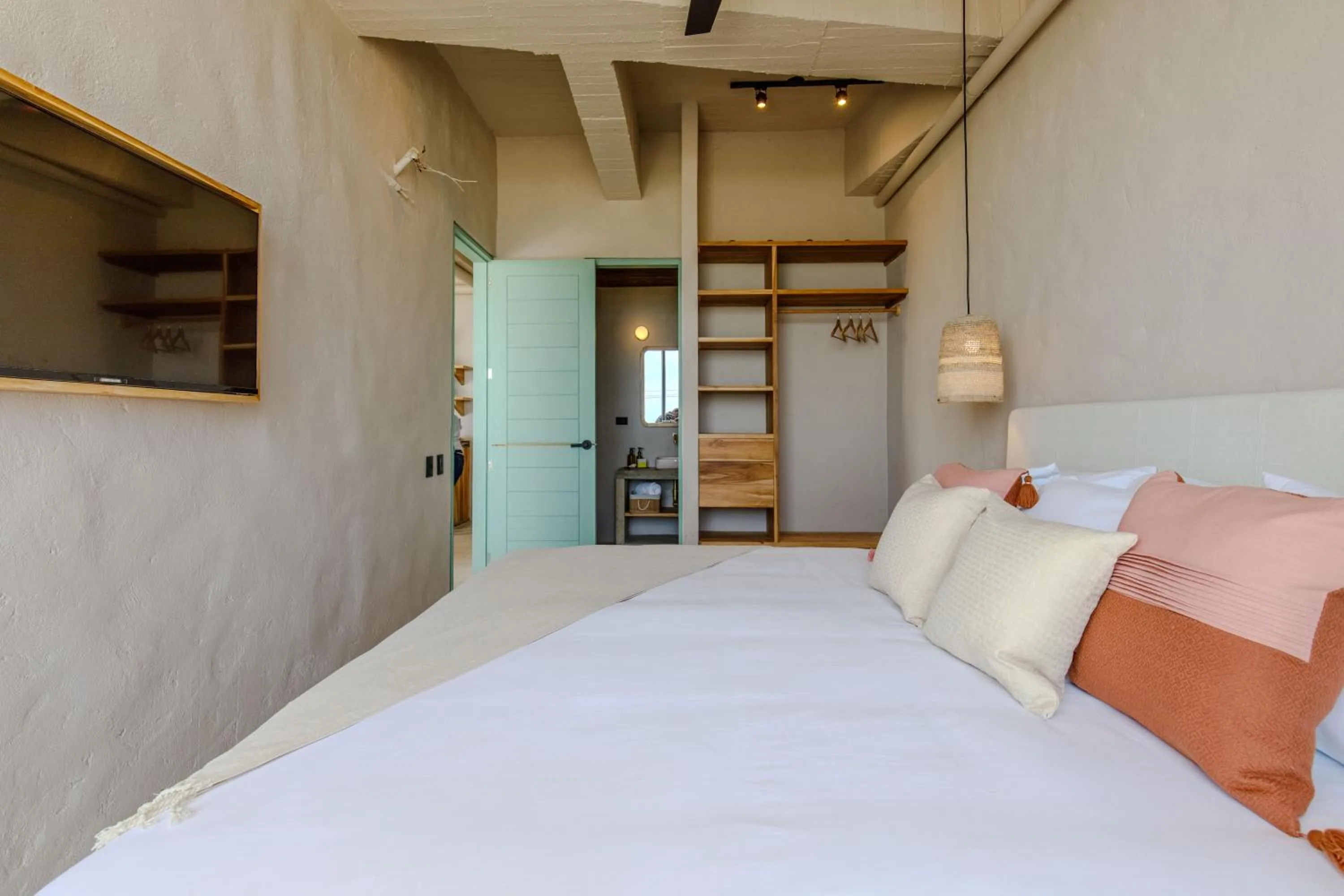 Bed in Bondo Estudio