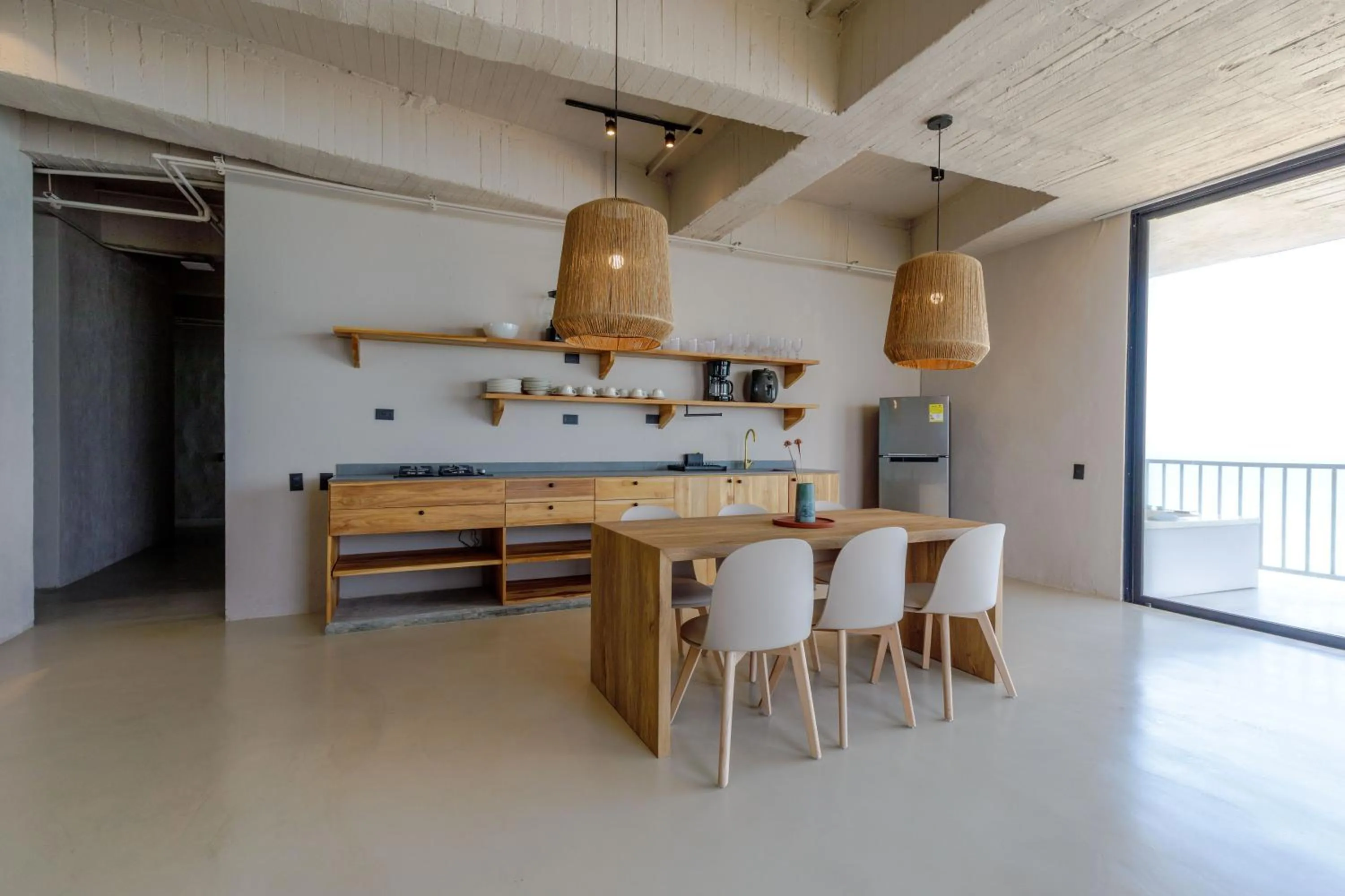 Dining area in Bondo Estudio