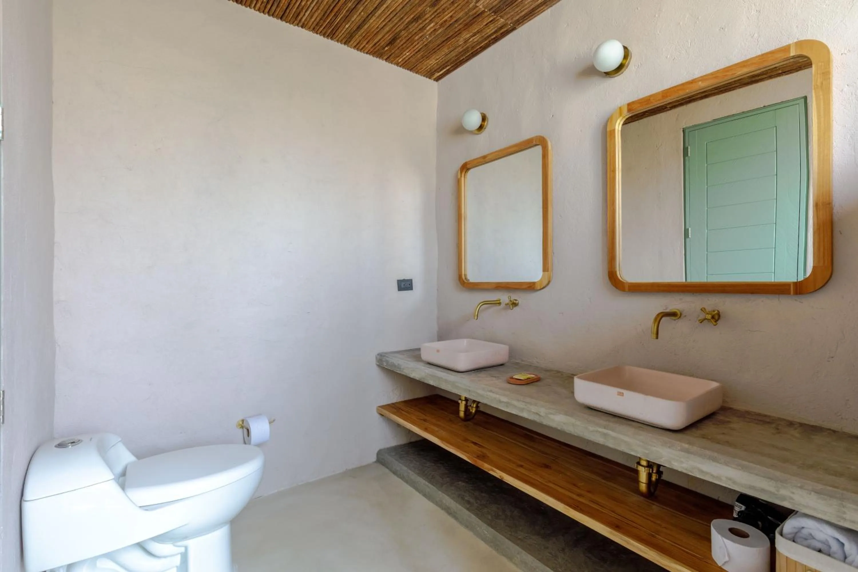 Bathroom in Bondo Estudio