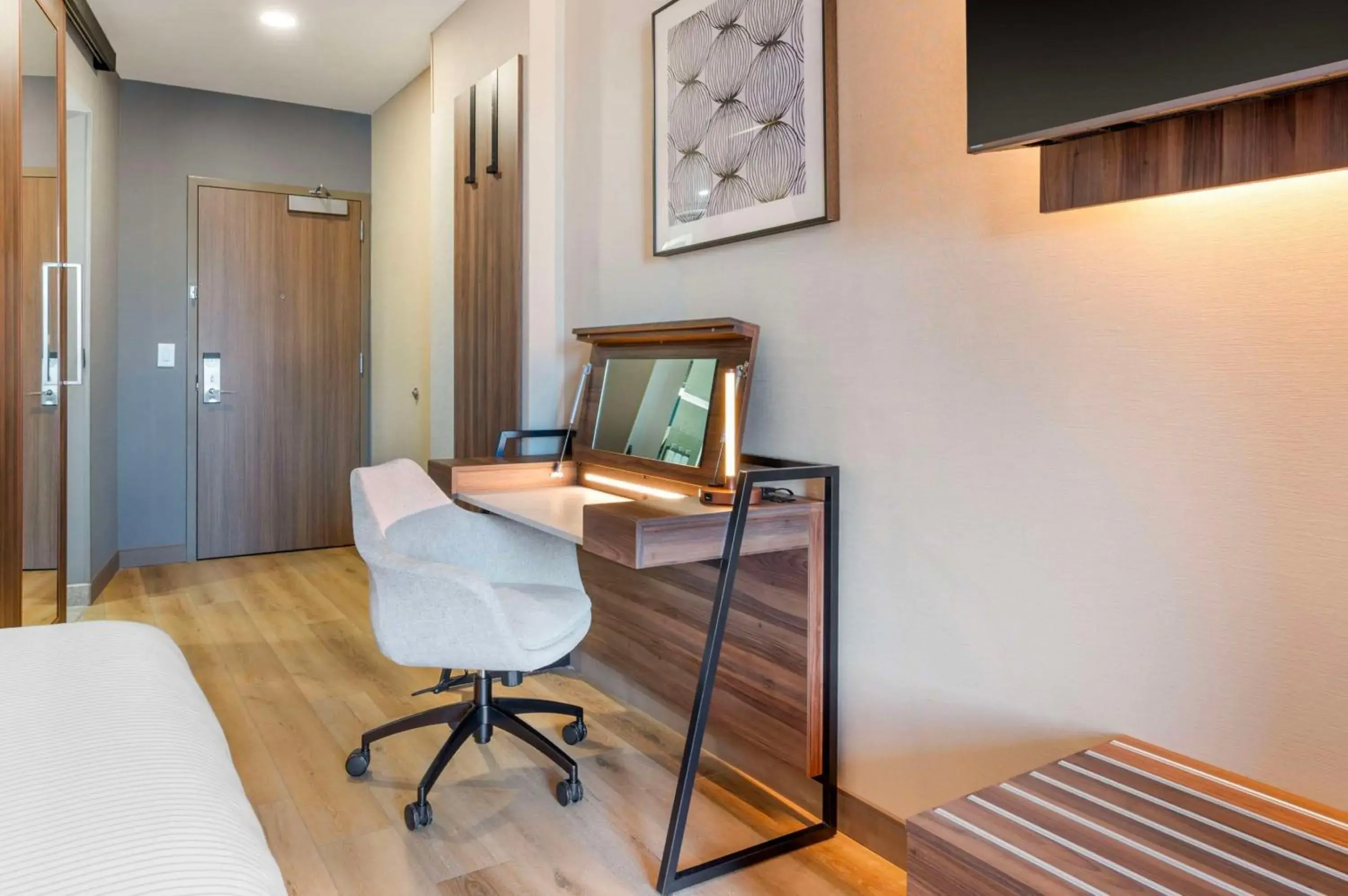 Quadruple Room with Two Queen Beds - Disability Access/Non Smoking in Cambria Hotel Nashville Midtown Quadruple Room with Two Queen Beds - Disability Access/Non Smoking in Cambria Hotel Nashville Midtown