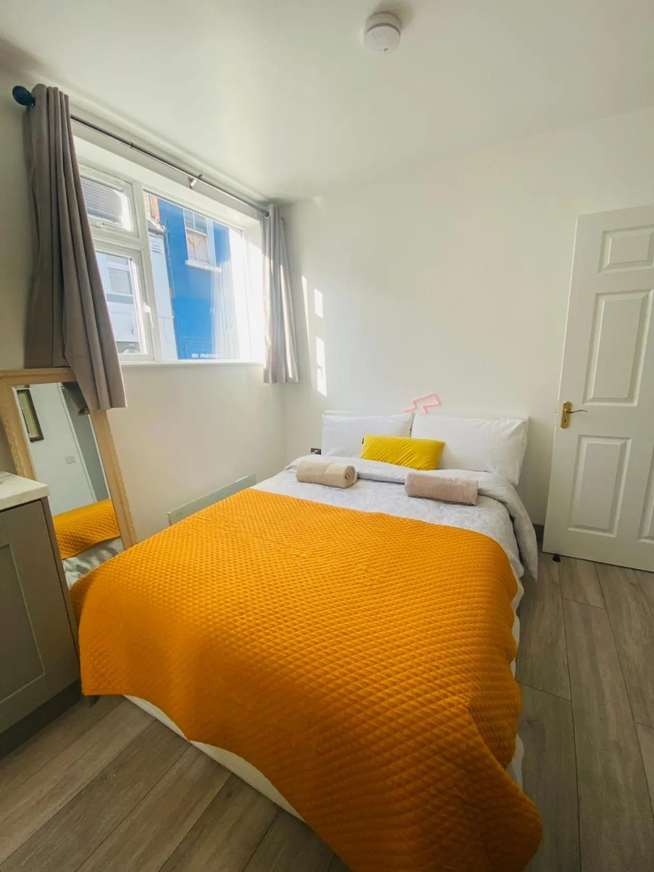 Bed in CROKE PARK STUDIO