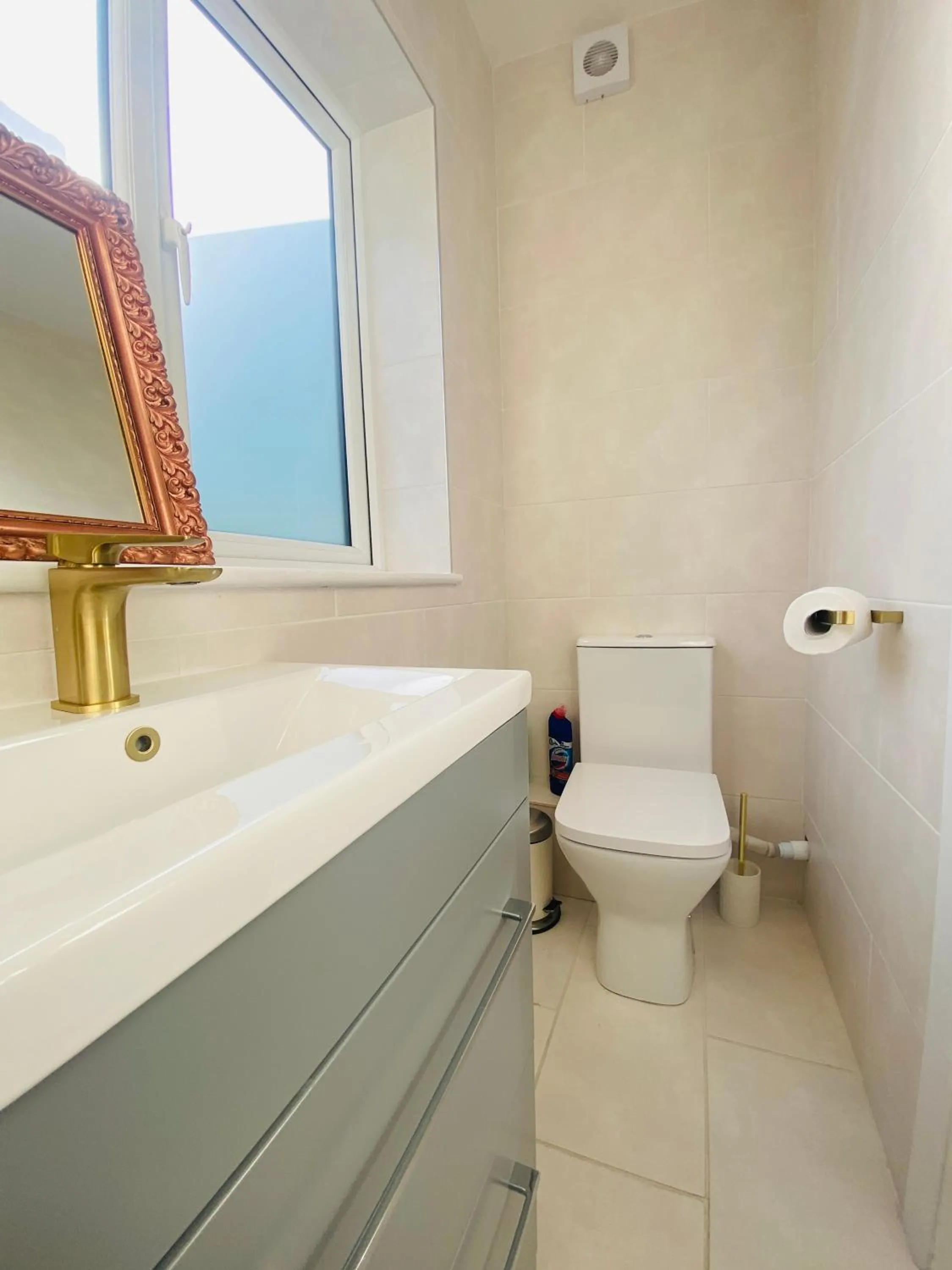 Toilet in CROKE PARK STUDIO