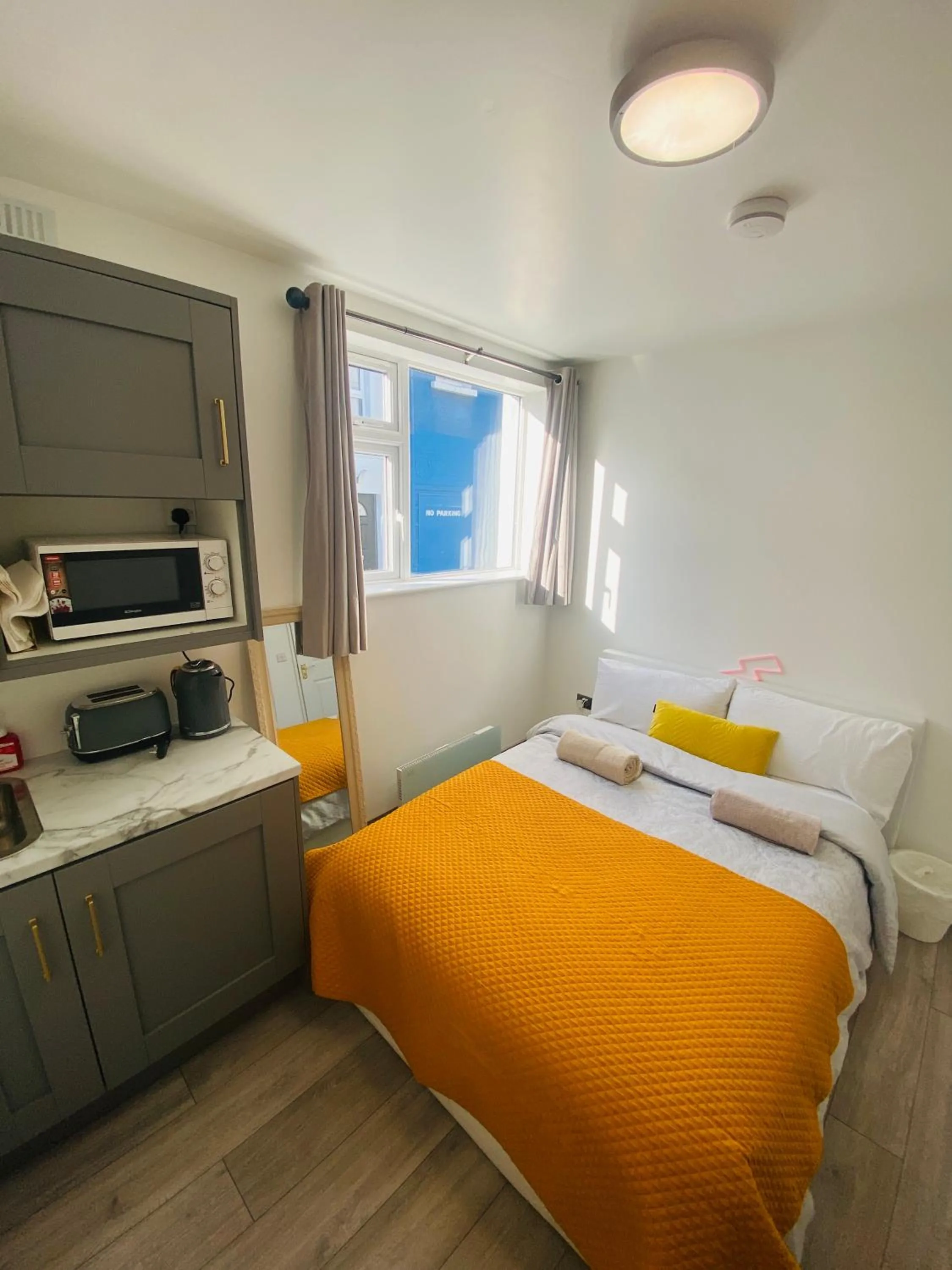 Bed in CROKE PARK STUDIO