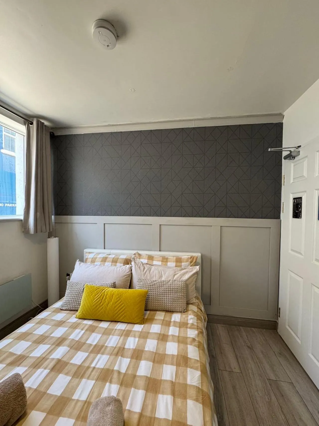 Property building, Bed in CROKE PARK STUDIO