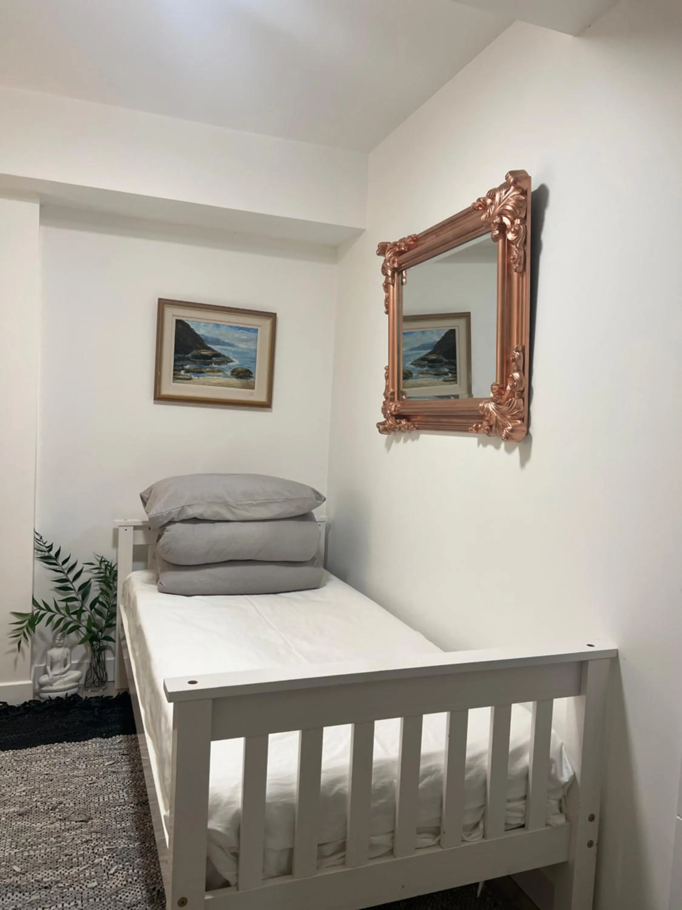 Bed in CROKE PARK STUDIO