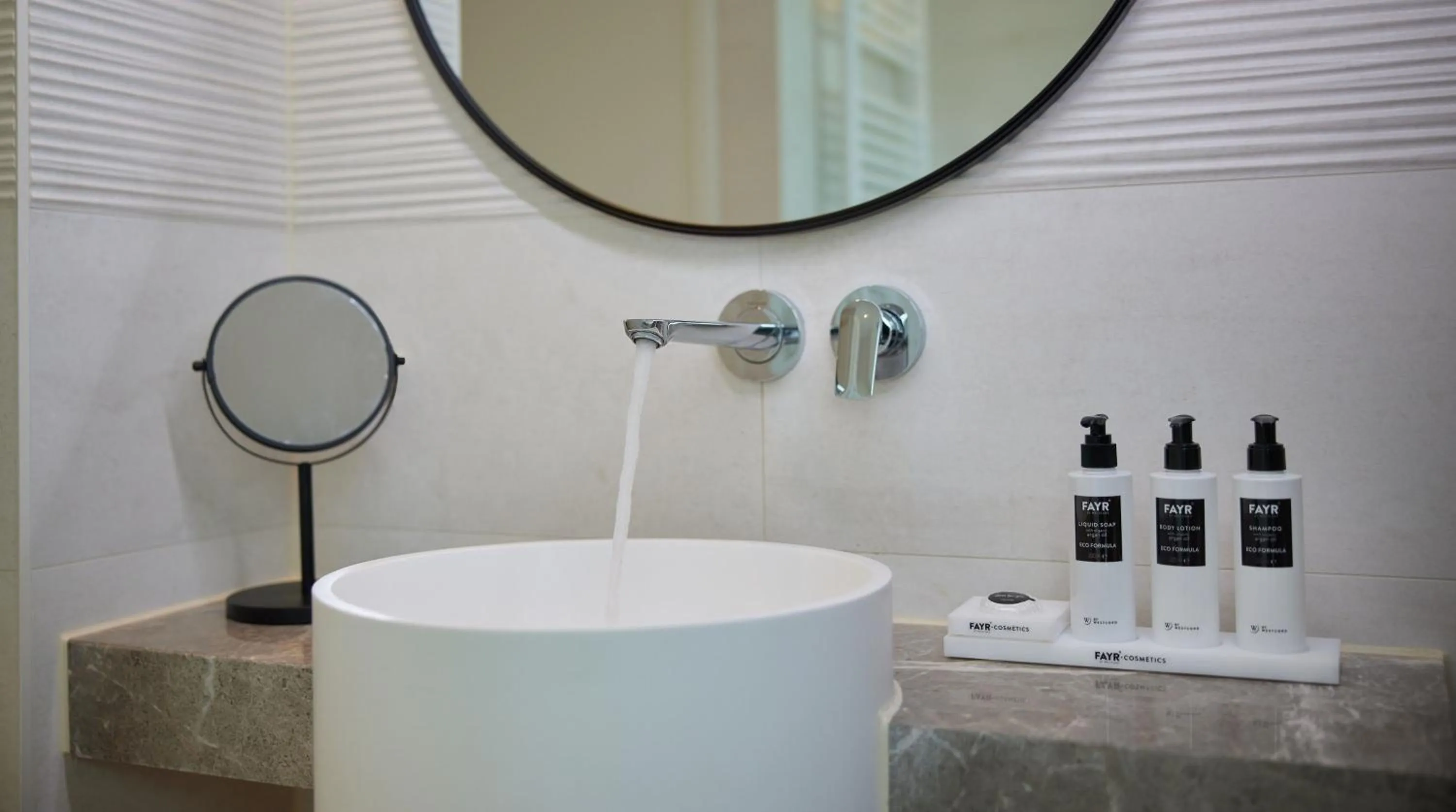Shower in WestCord Hotel de Wadden
