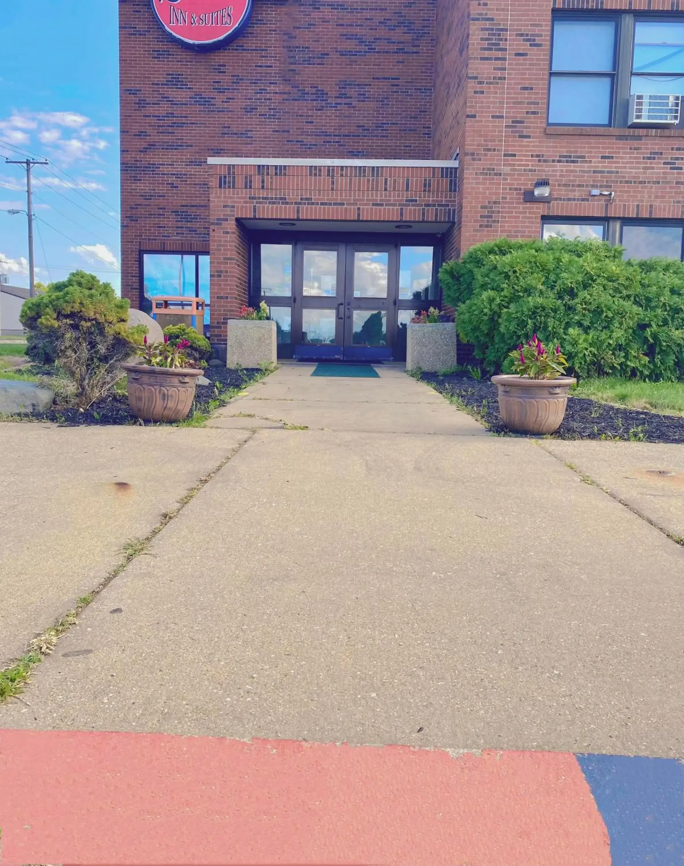 Illini Inn & Suites Illini Inn & Suites