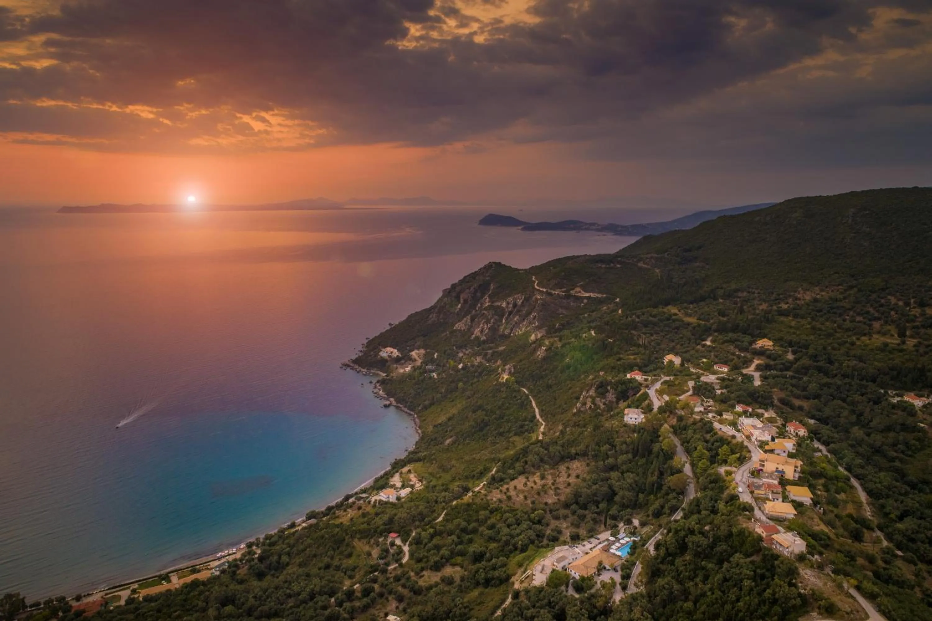 Arilla Beach Hotel