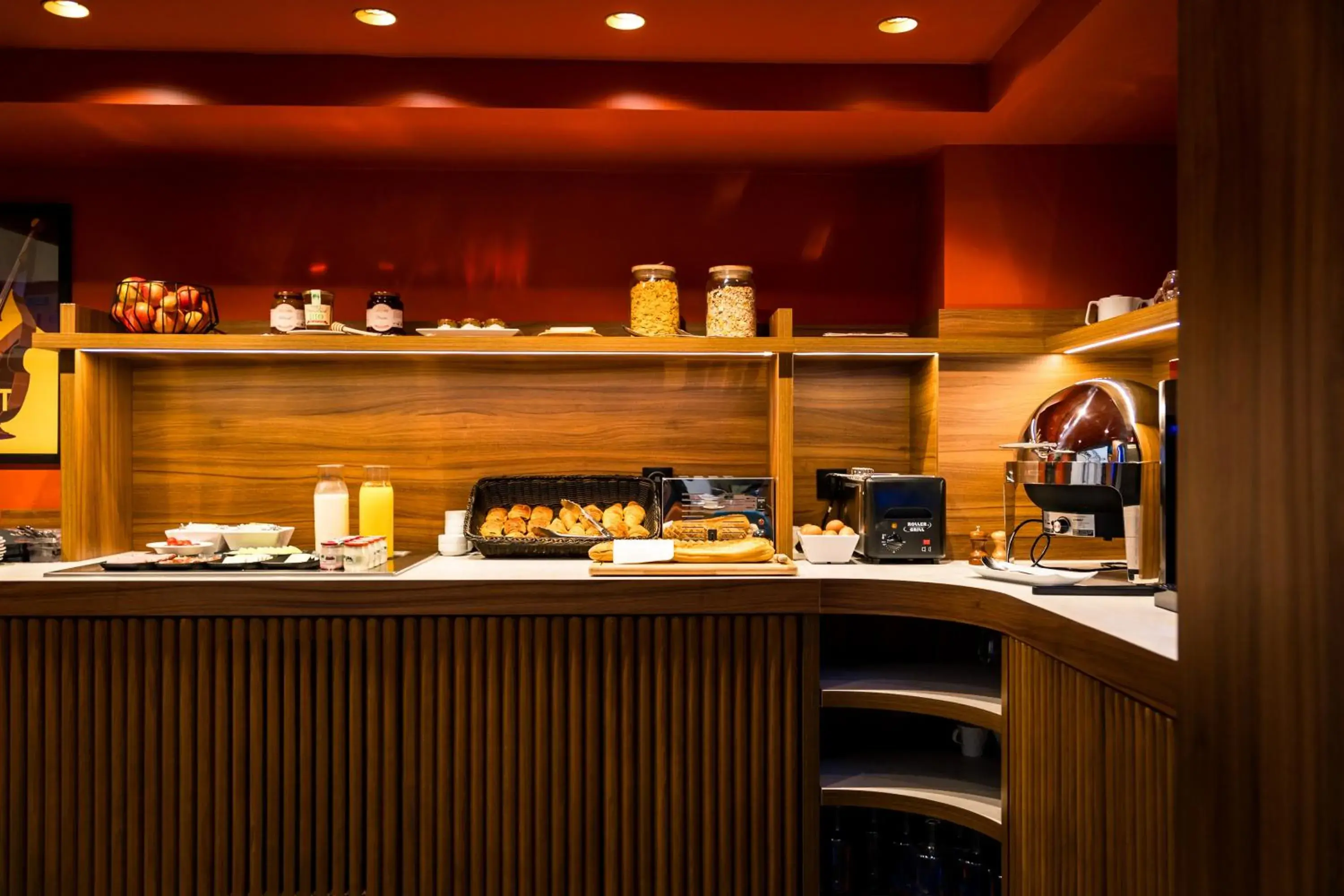 Breakfast in Hôtel Montparnasse Saint Germain Breakfast in Hôtel Montparnasse Saint Germain