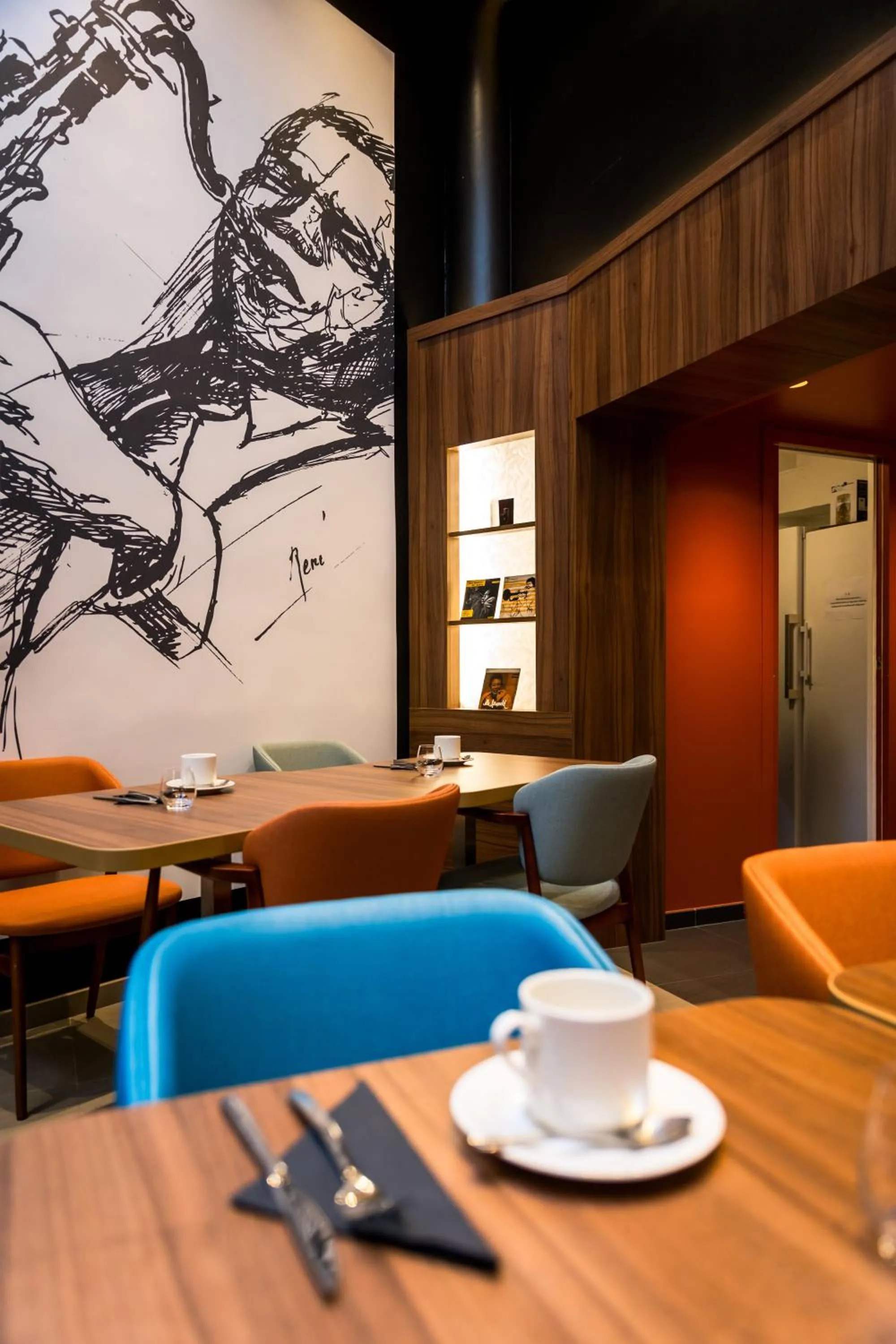 Breakfast in Hôtel Montparnasse Saint Germain