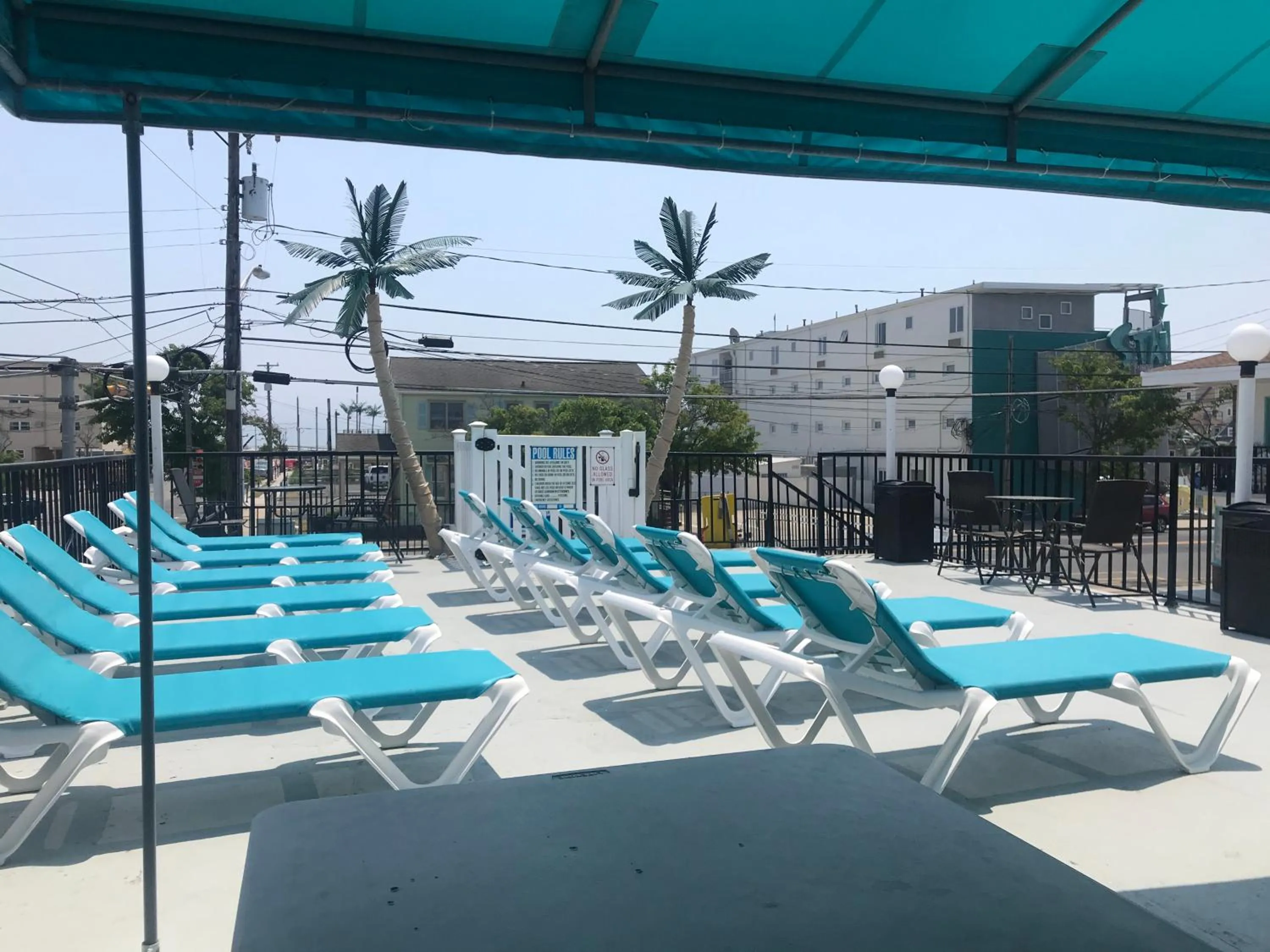 Patio in Surfcomber Motel