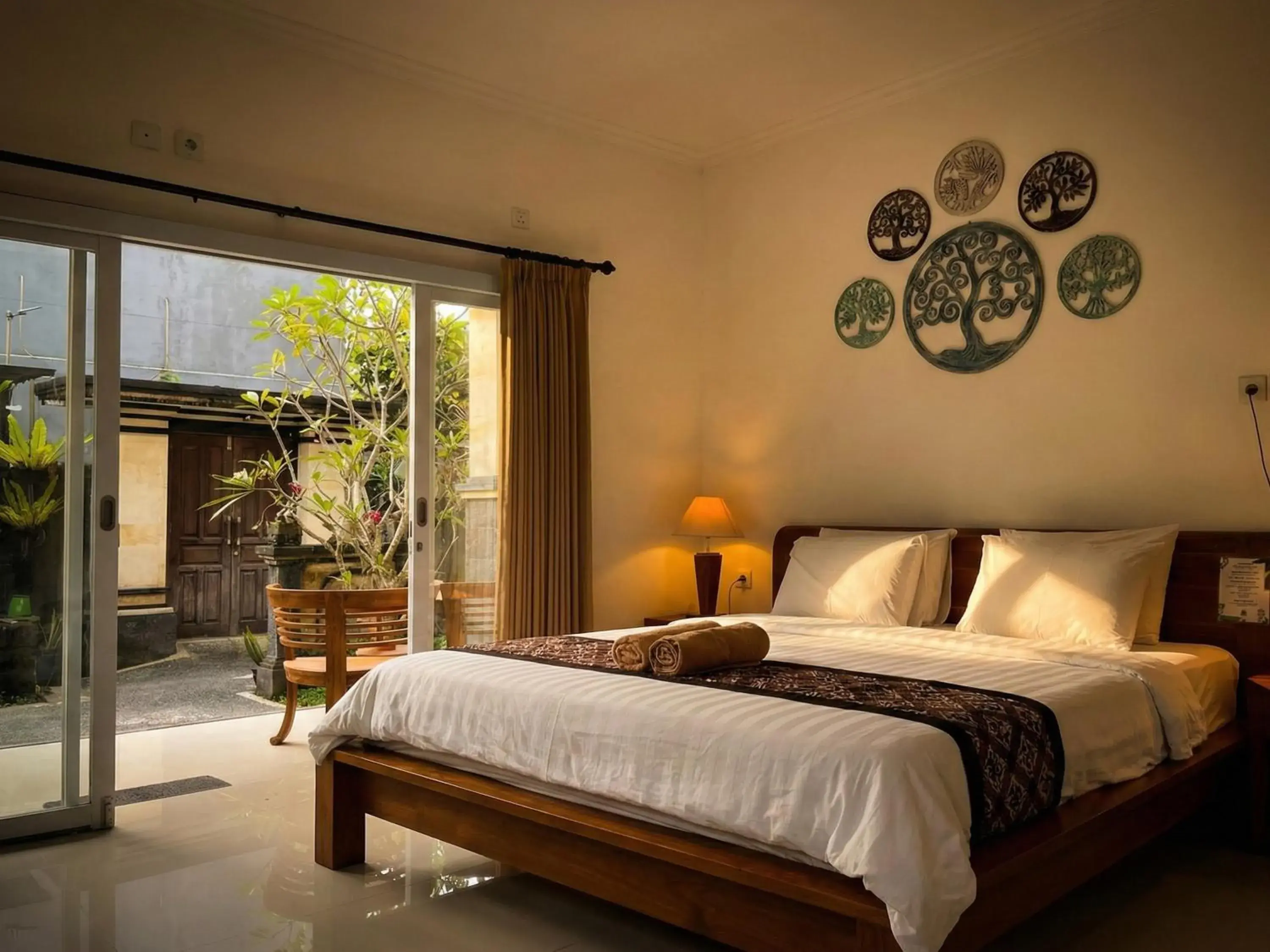 Bed in Moonlight Bisma Bed in Moonlight Bisma