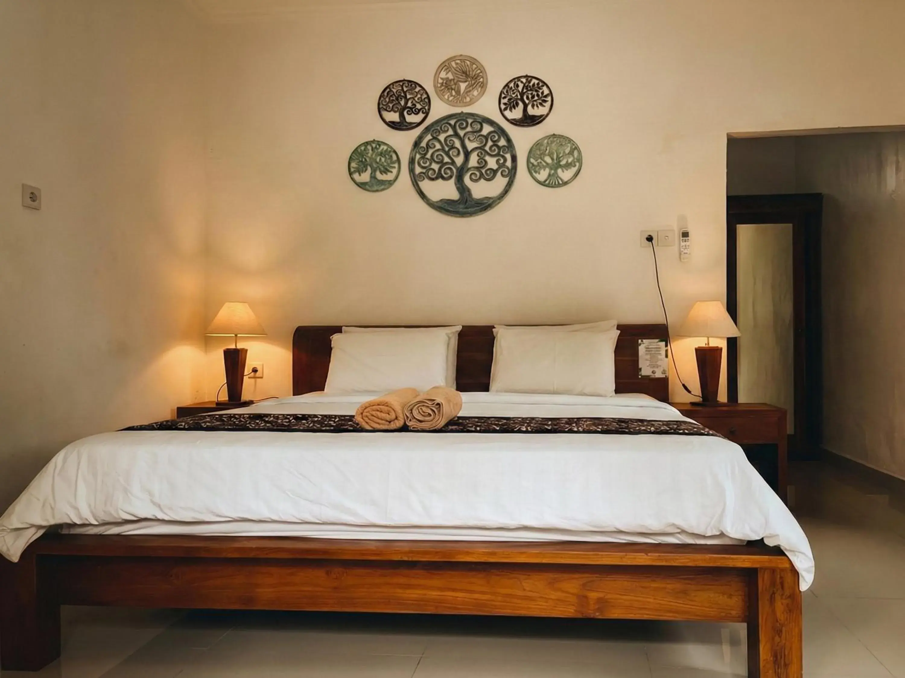 Bed in Moonlight Bisma Bed in Moonlight Bisma