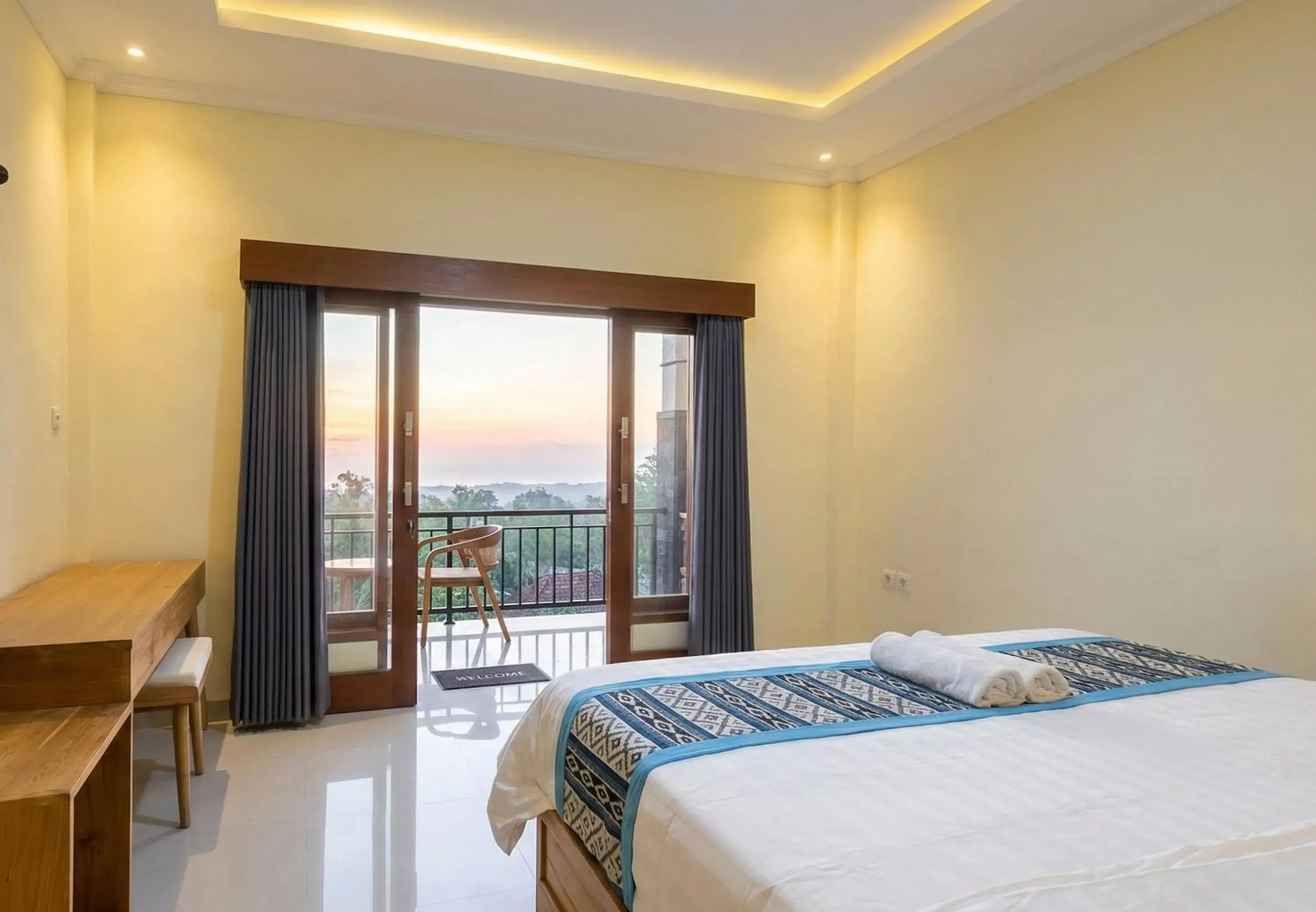 Bed in Moonlight Bisma Bed in Moonlight Bisma