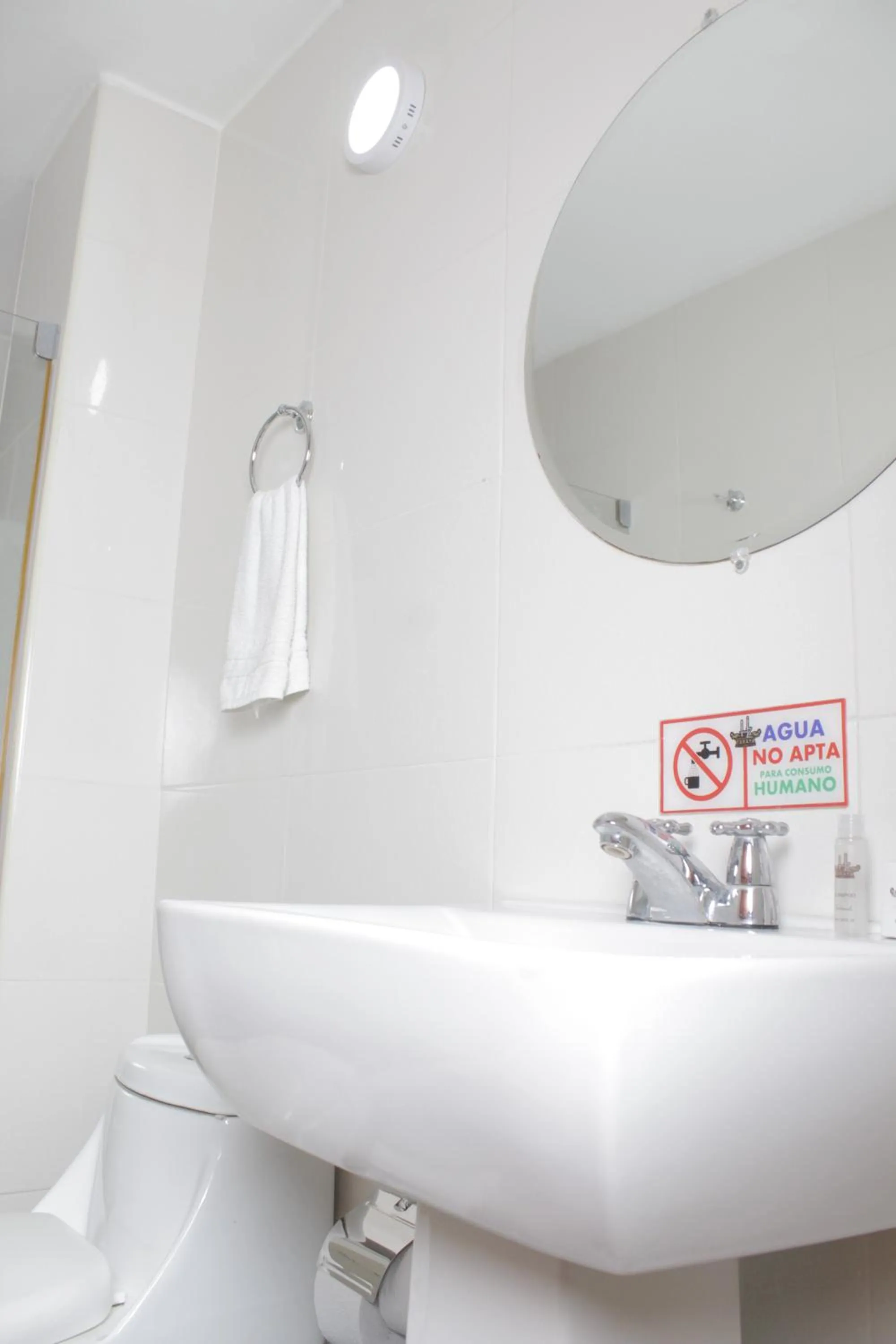 Bathroom in Hotel Zaraya