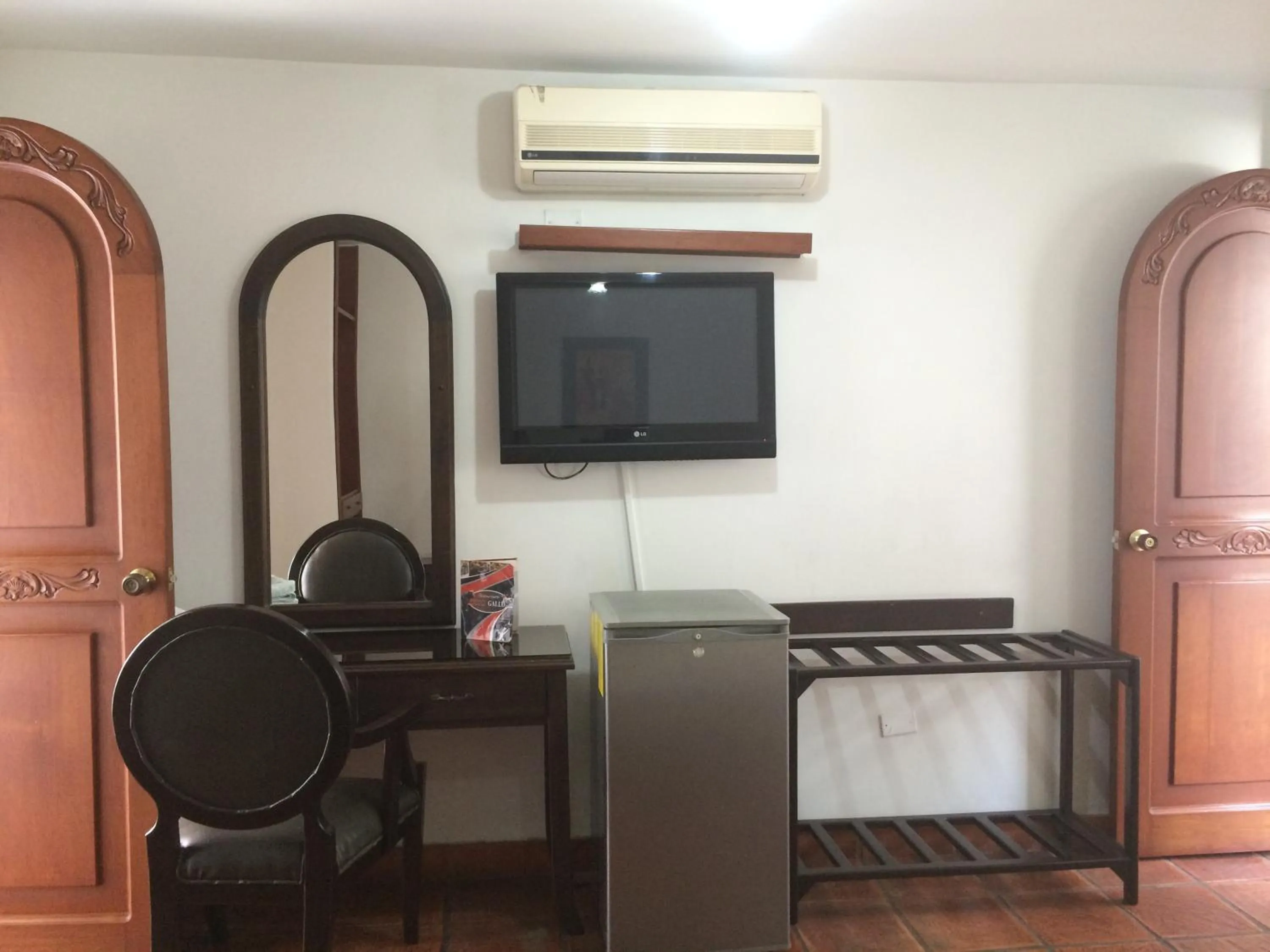 TV and multimedia in Hotel Zaraya